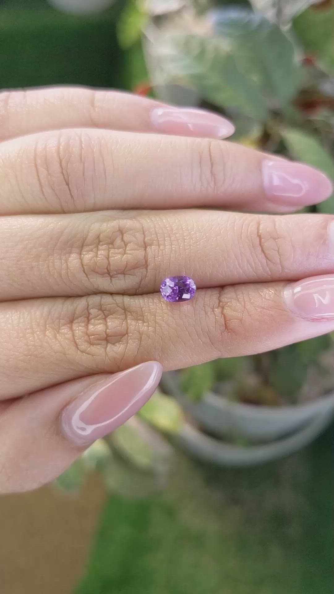 1.07 Ct. Pinkish Purple Sapphire from Ceylon (Sri Lanka) Size Video