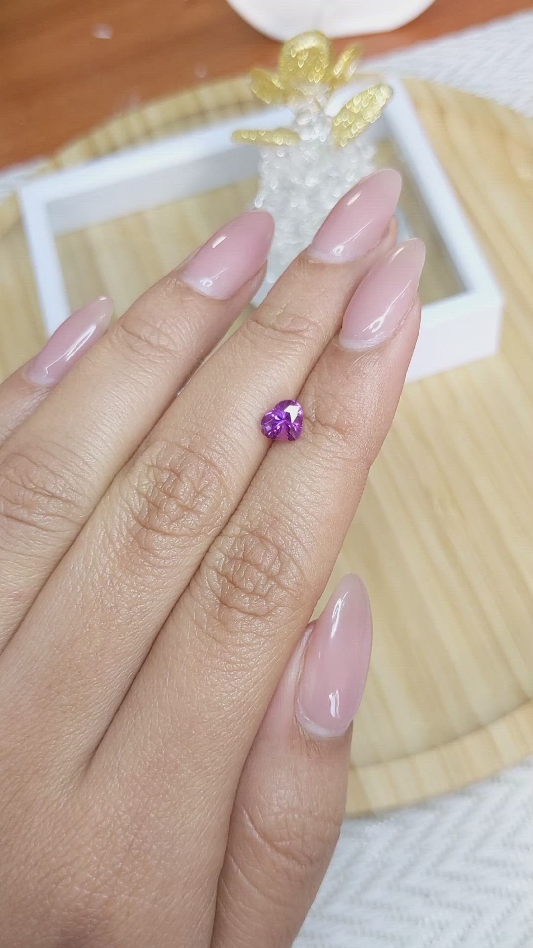 1.02 Ct. Pinkish Purple Sapphire from Ceylon (Sri Lanka) Size Video