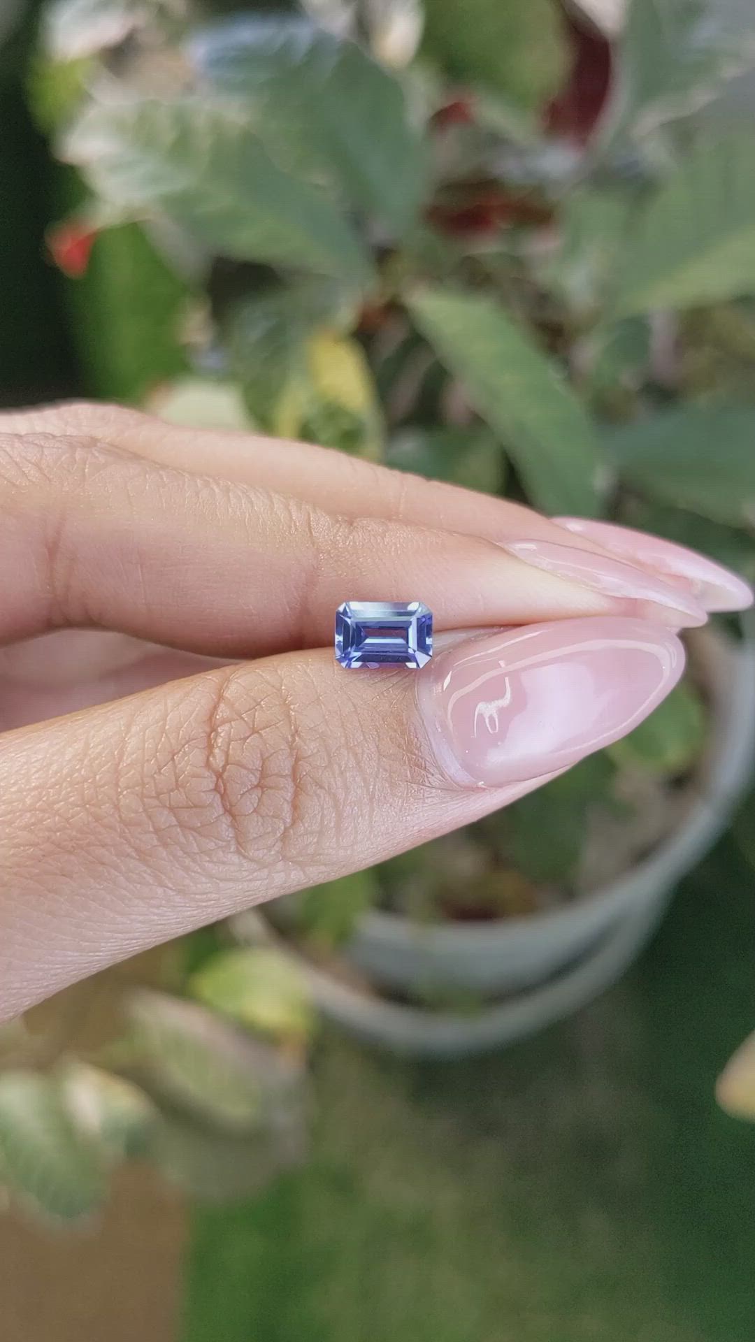 1.25 Ct. Blue Sapphire from Ceylon (Sri Lanka) Size Video