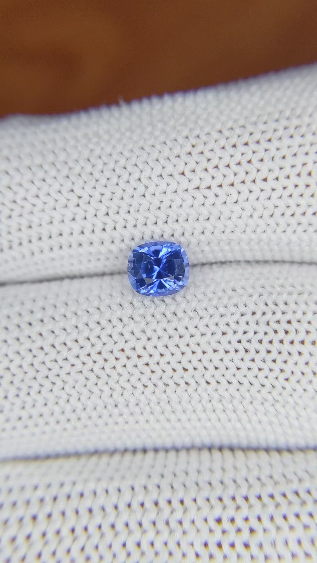 0.80 Ct. Blue Sapphire from Ceylon (Sri Lanka) Size Video