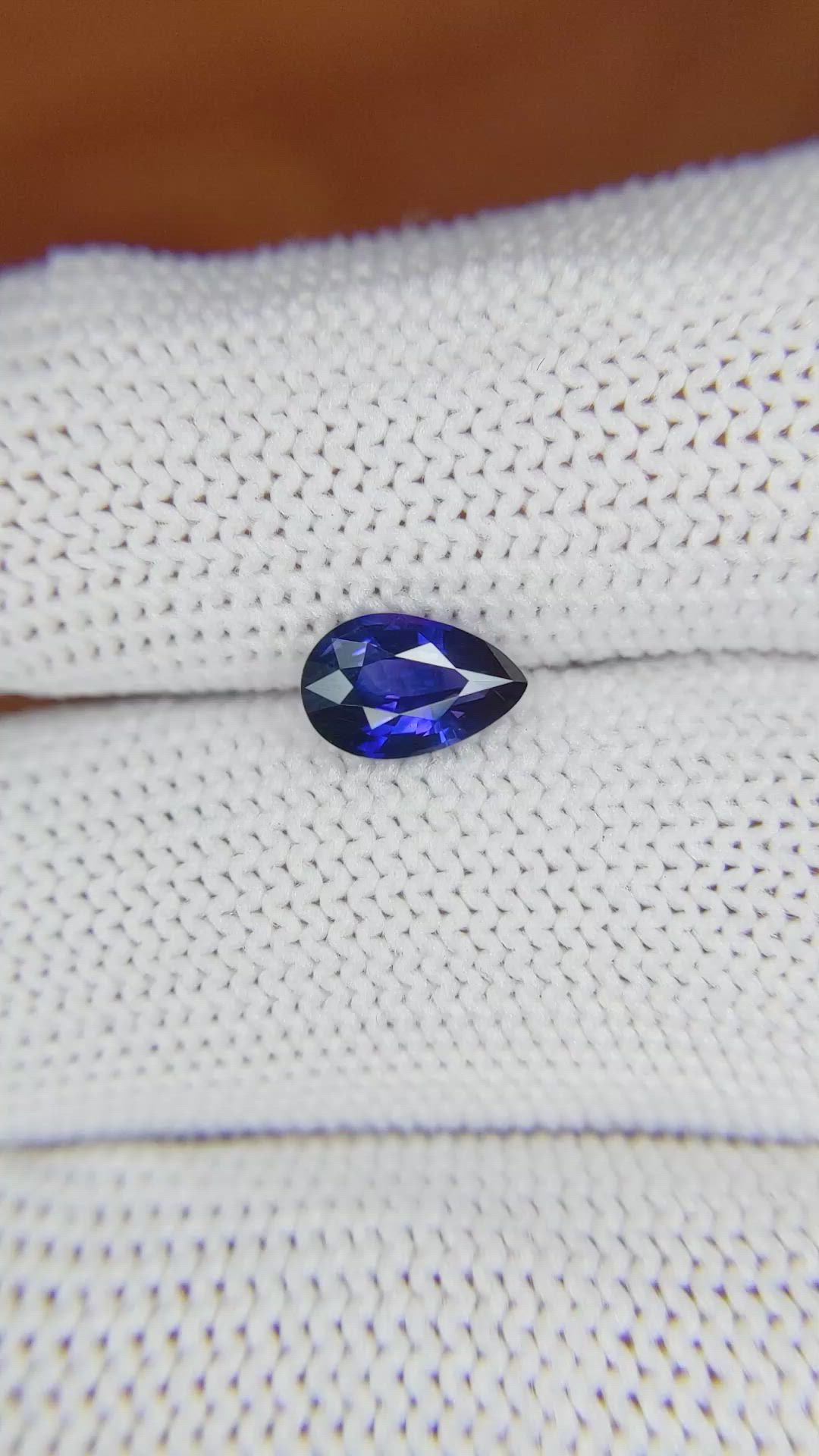 1.15 Ct. Blue Sapphire from Ceylon (Sri Lanka) Size Video