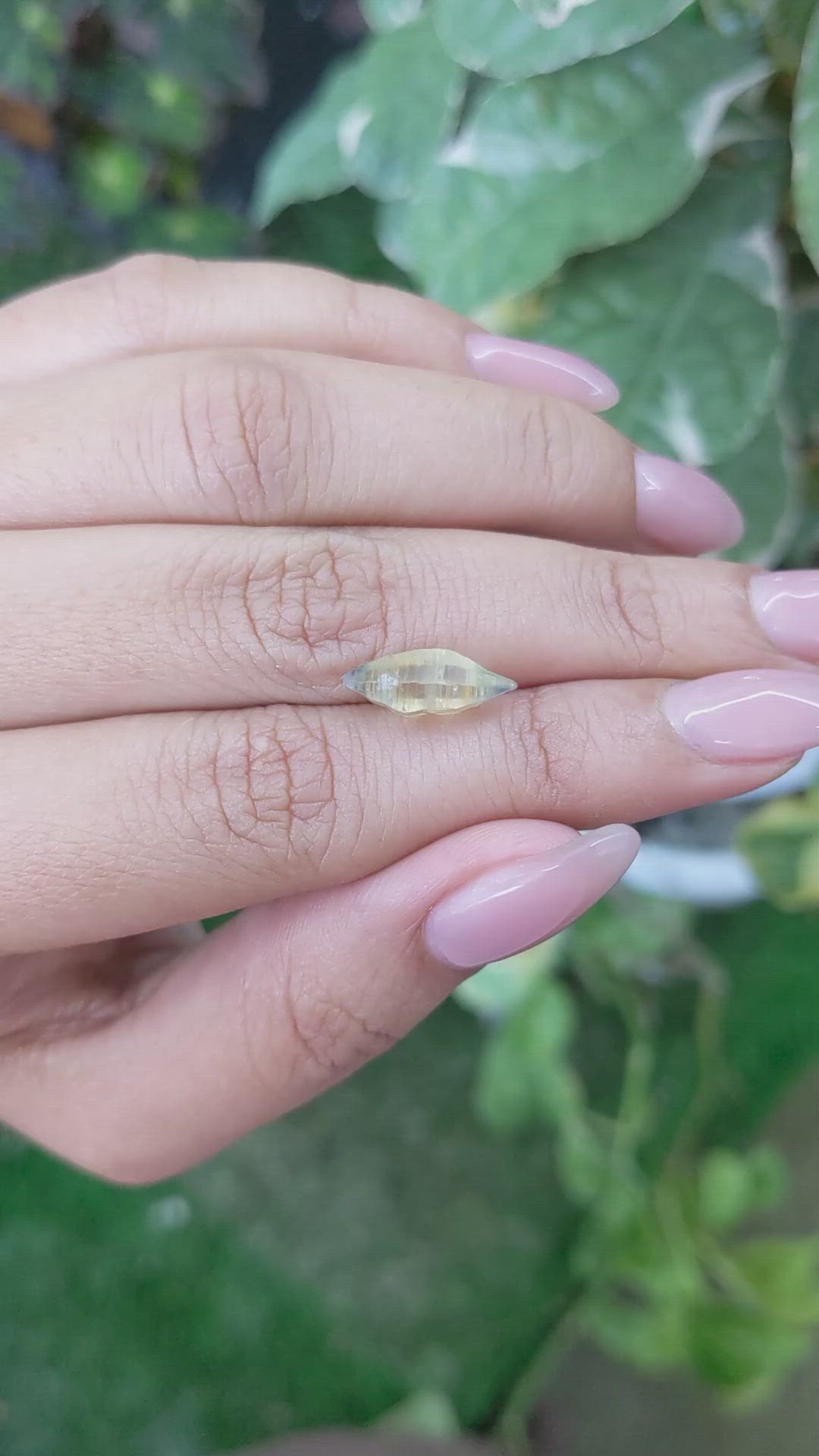 3.94 Ct. Yellow Rough Sapphire Crystal from Ceylon (Sri Lanka) Size Video