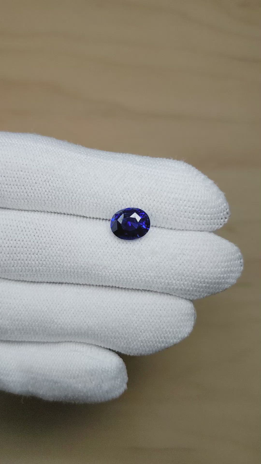 3.13 Ct. Blue Sapphire from Ceylon (Sri Lanka) Size Video