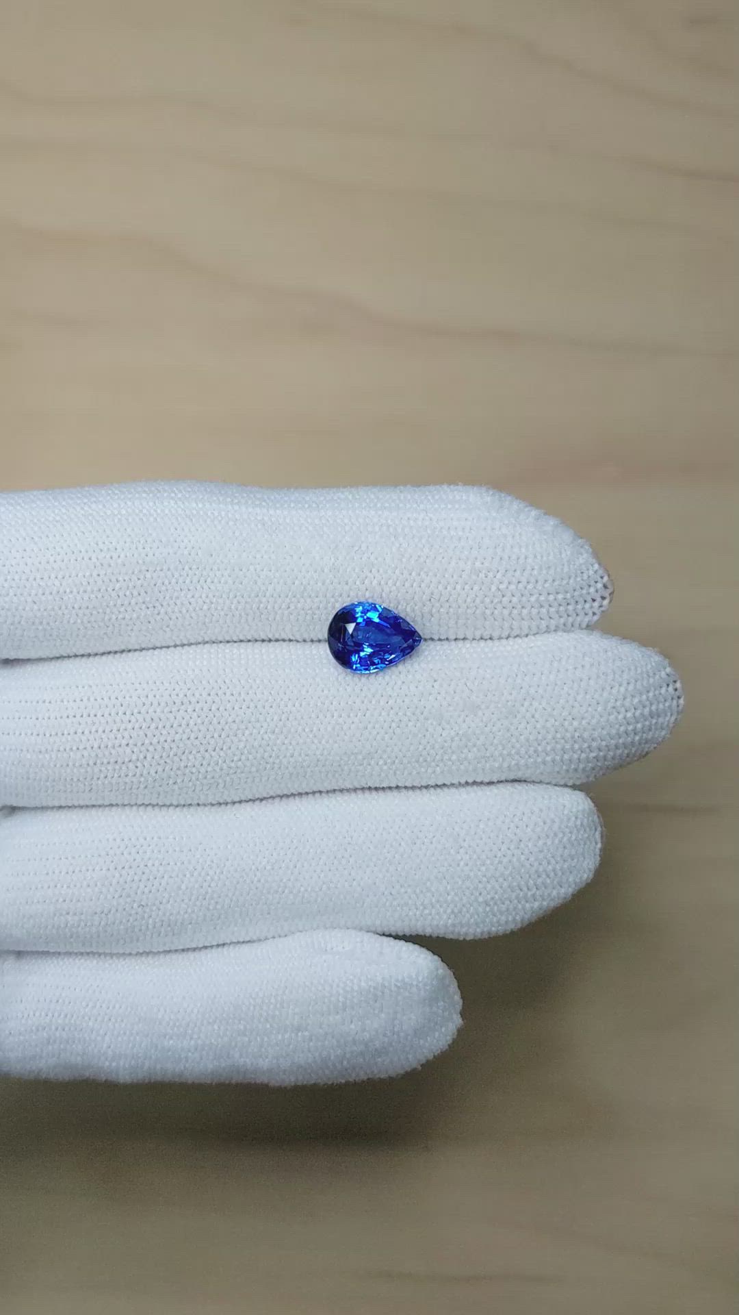 3.33 Ct. Blue Sapphire from Ceylon (Sri Lanka) Size Video
