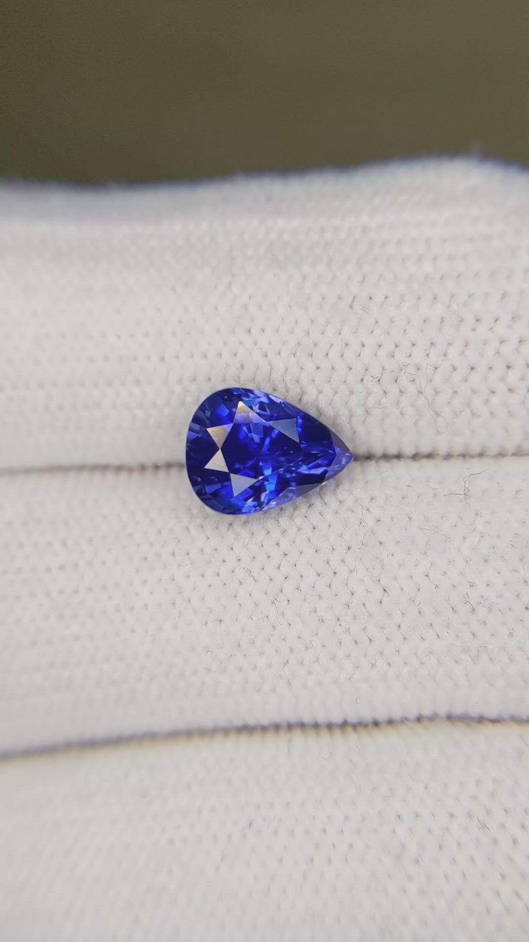 2.49 Ct. Blue Sapphire from Ceylon (Sri Lanka) Size Video