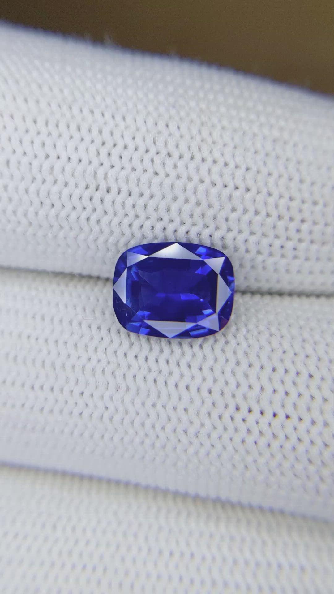 3.03 Ct. Blue Sapphire from Madagascar Size Video