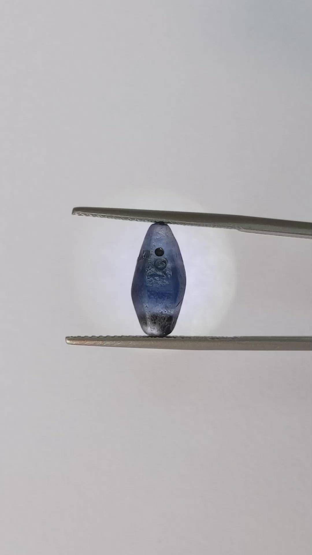 4.44 Ct. Blue Rough Sapphire from Ceylon (Sri Lanka) Size Video
