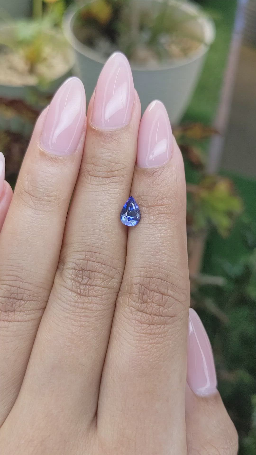 1.02 Ct. Blue Sapphire from Ceylon (Sri Lanka) Size Video