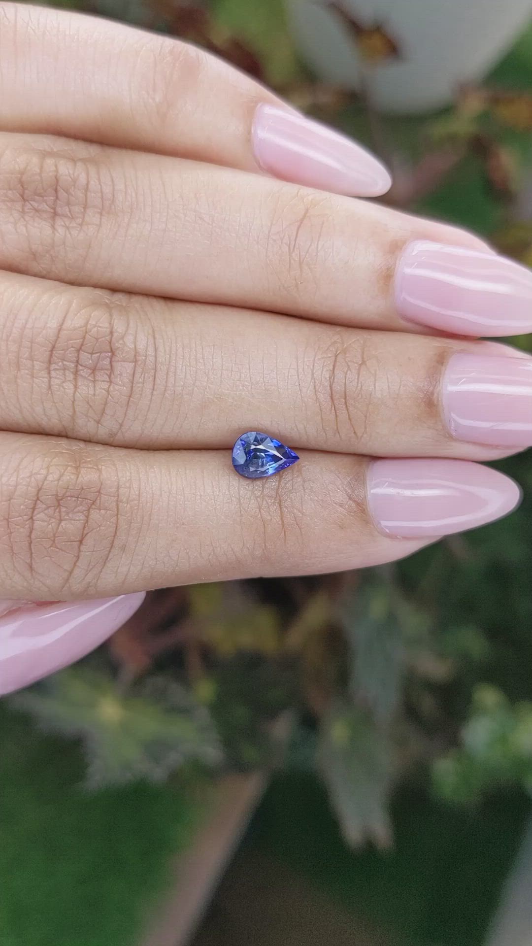 1.02 Ct. Blue Sapphire from Ceylon (Sri Lanka) Size Video