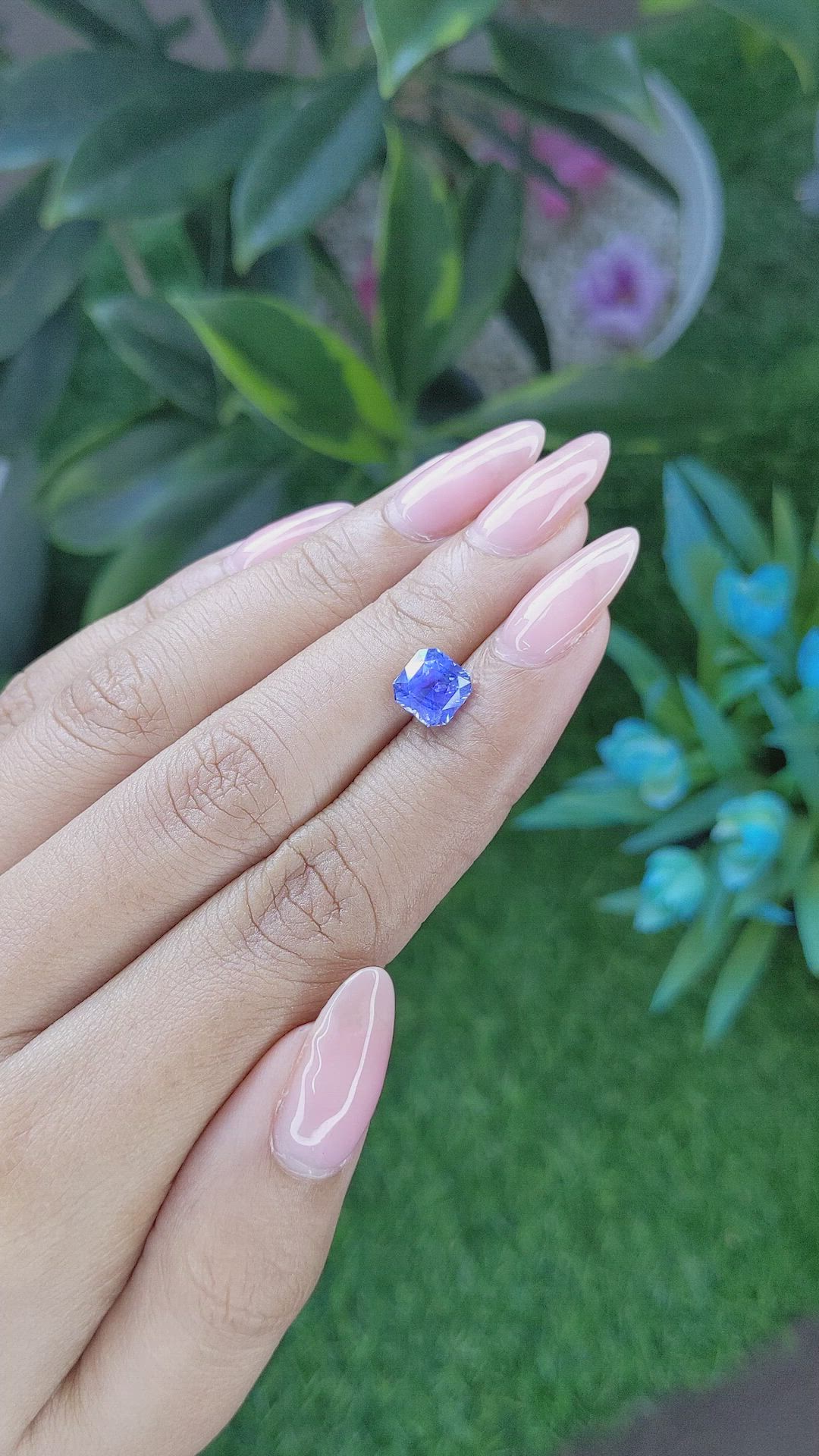 2.18 Ct. Blue Sapphire from Ceylon (Sri Lanka) Size Video