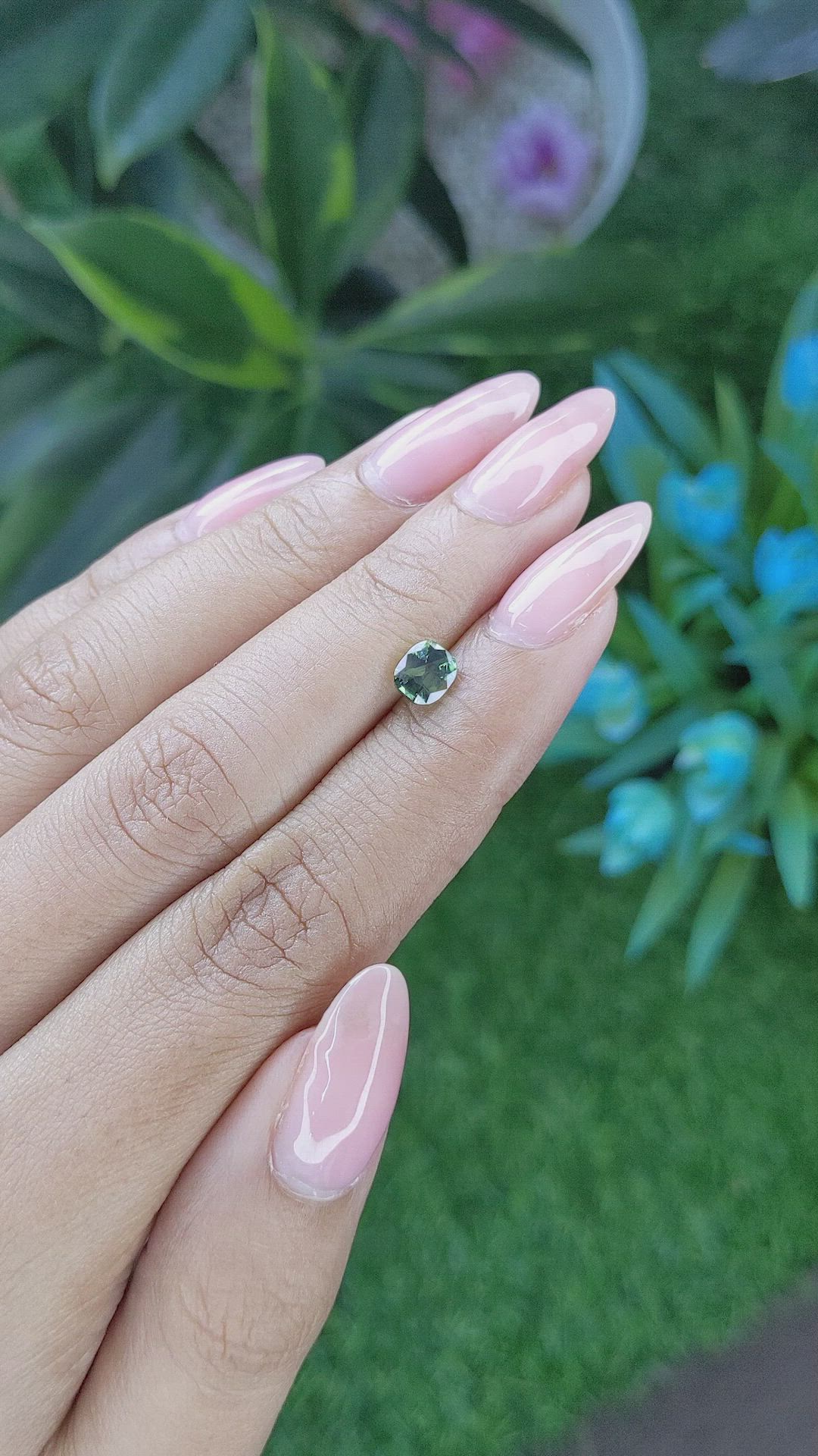 1.01 Ct. Yellowish Green Sapphire from Africa Size Video