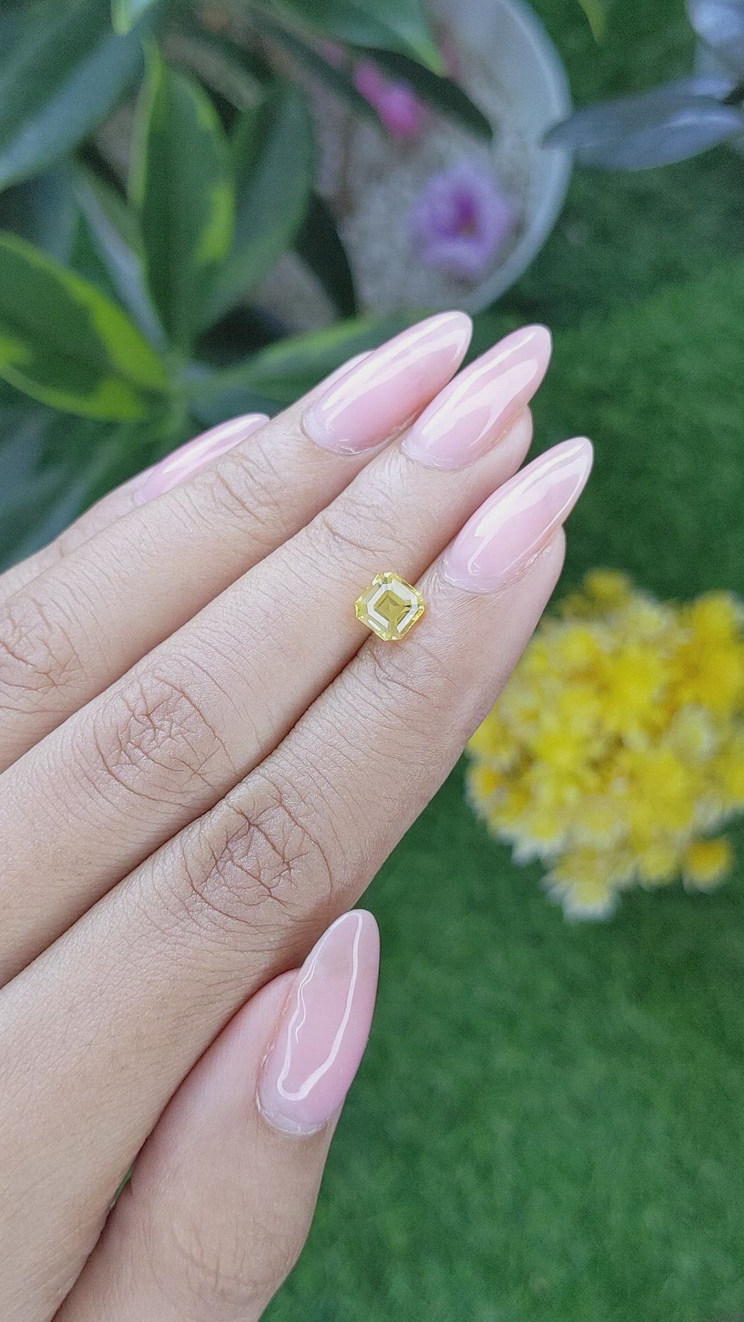 1.24 Ct. Yellow Sapphire from Ceylon (Sri Lanka) Size Video