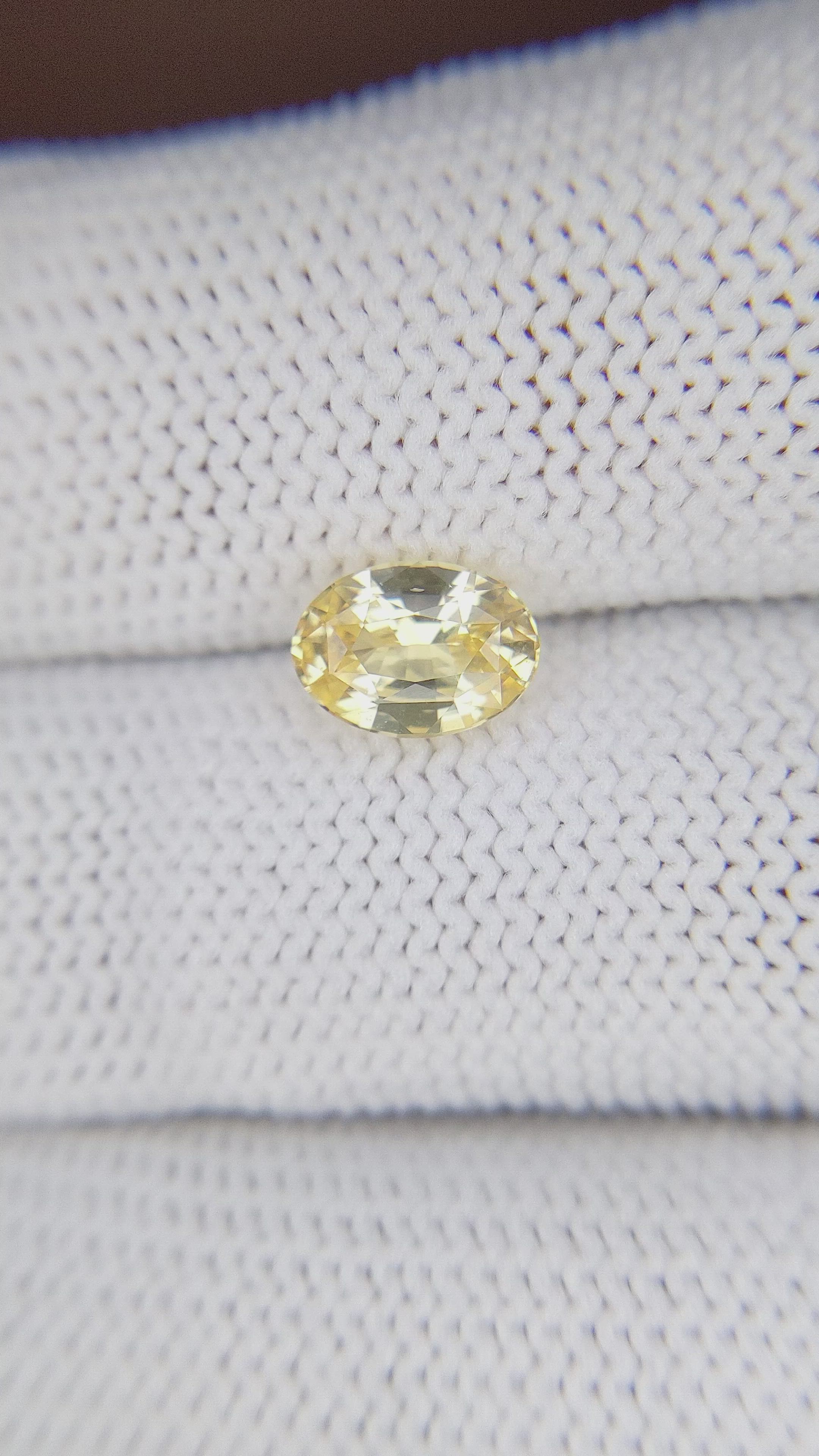 1.58 Ct. Yellow Sapphire from Ceylon (Sri Lanka) Size Video