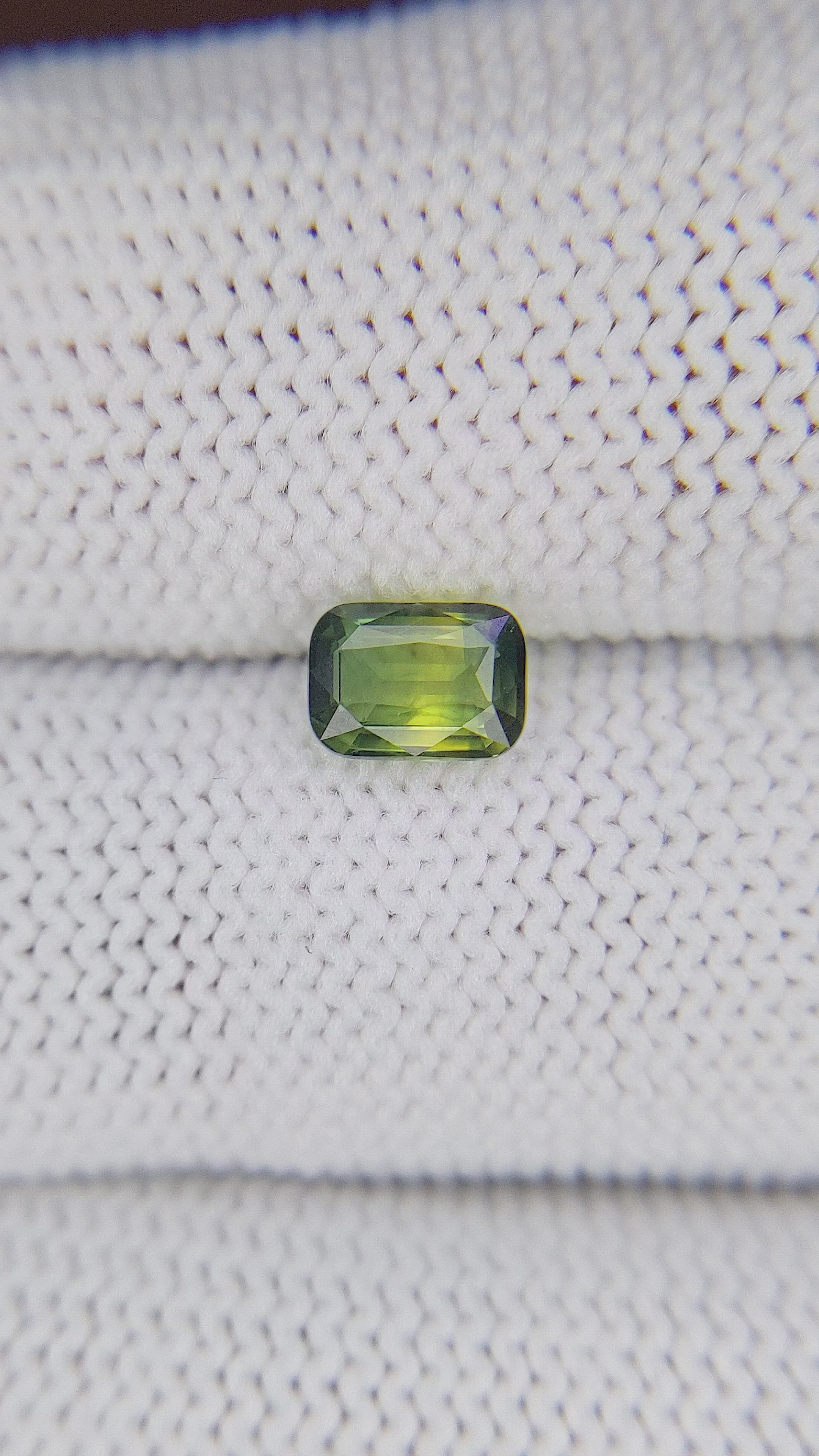 1.04 Ct. Bi Color Sapphire from Africa Size Video