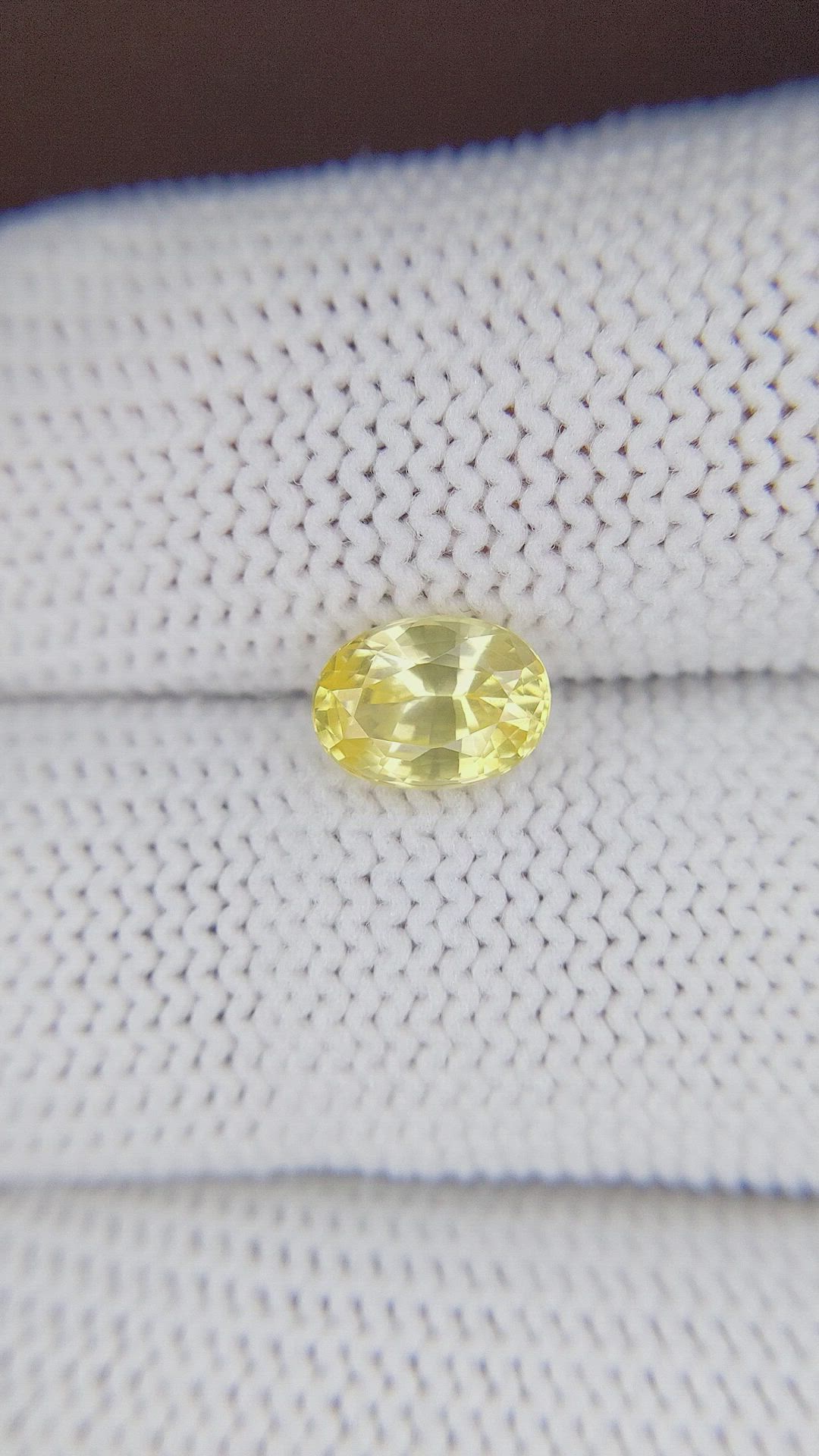 1.55 Ct. Yellow Sapphire from Ceylon (Sri Lanka) Size Video