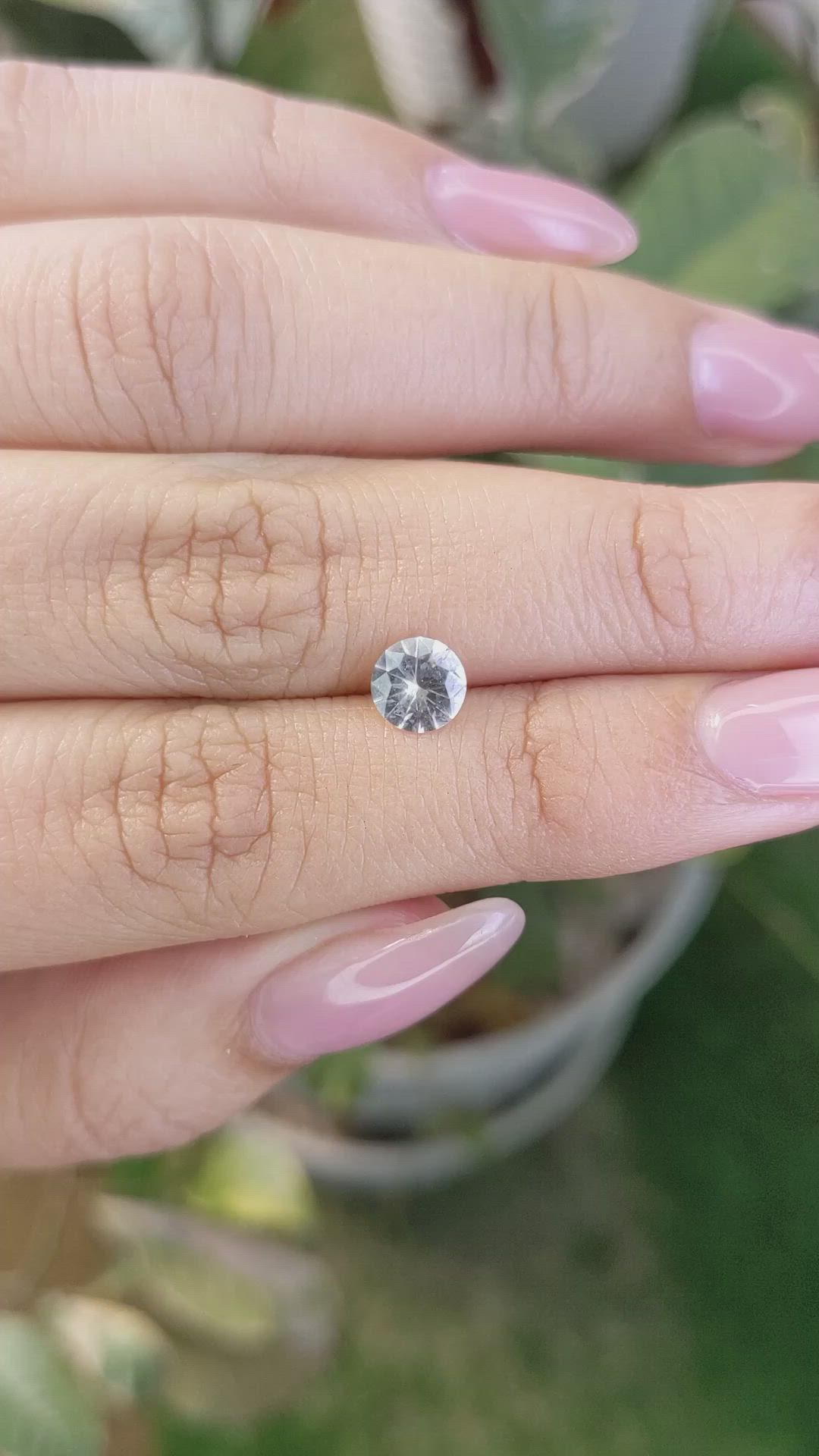 0.80 Ct. White Sapphire from Ceylon (Sri Lanka) Size Video