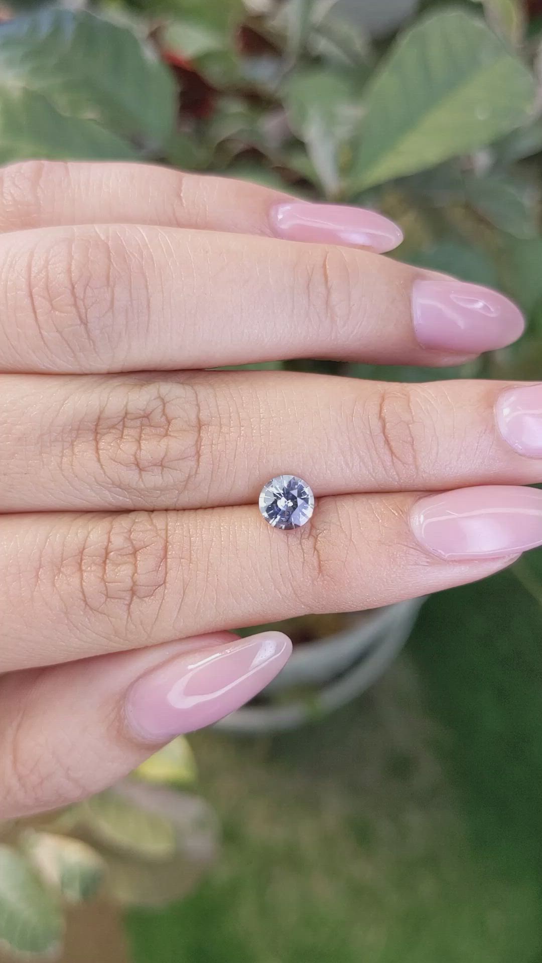 0.89 Ct. Bi Color Sapphire from Ceylon (Sri Lanka) Size Video