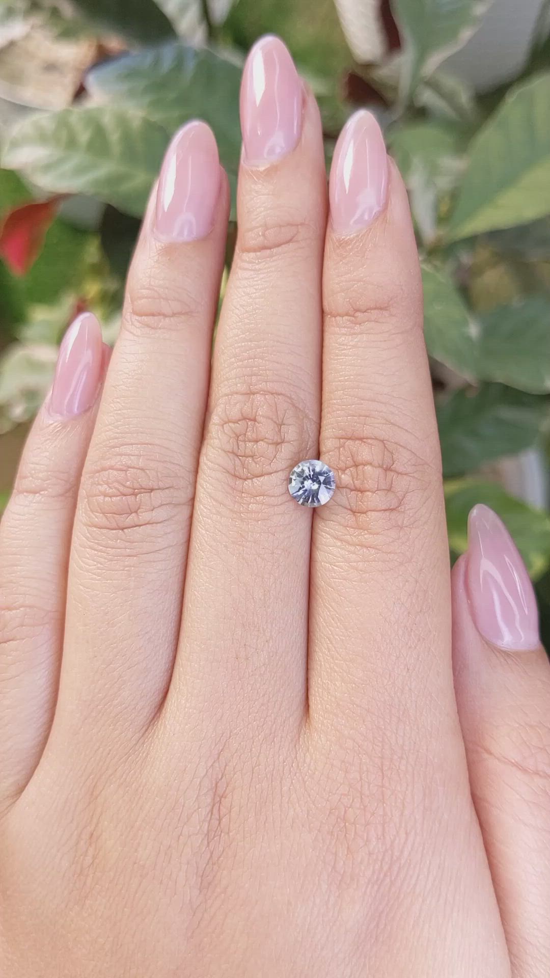 0.89 Ct. Bi Color Sapphire from Ceylon (Sri Lanka) Size Video