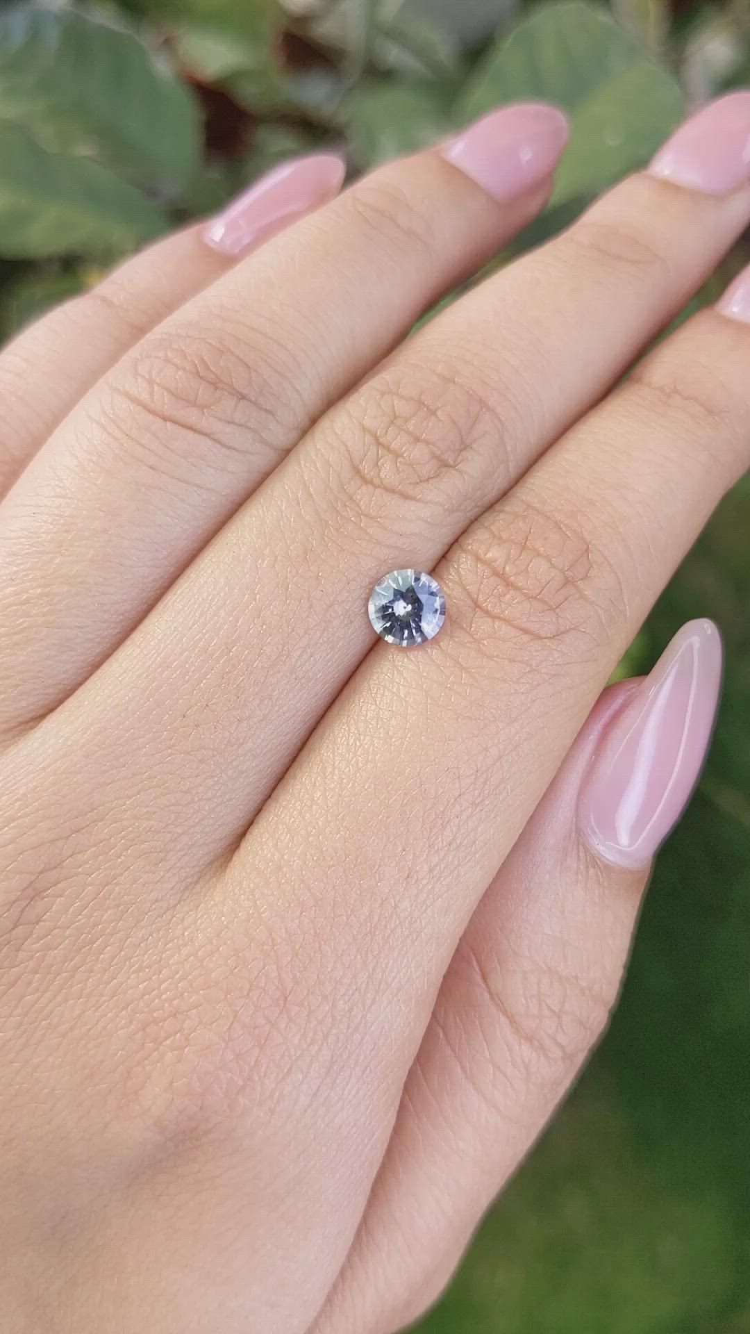 0.89 Ct. Bi Color Sapphire from Ceylon (Sri Lanka) Size Video