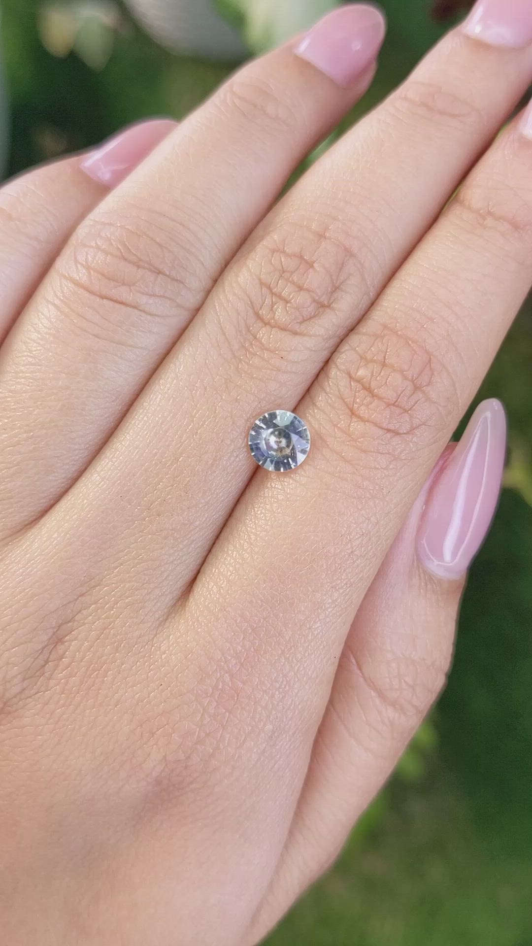 1.14 Ct. Bi Color Sapphire from Ceylon (Sri Lanka) Size Video