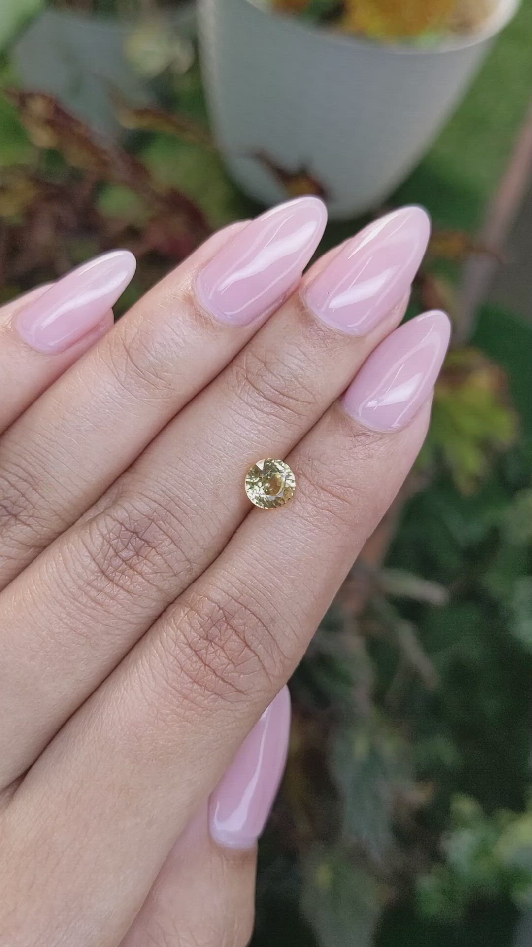 1.23 Ct. Yellow Sapphire from Ceylon (Sri Lanka) Size Video