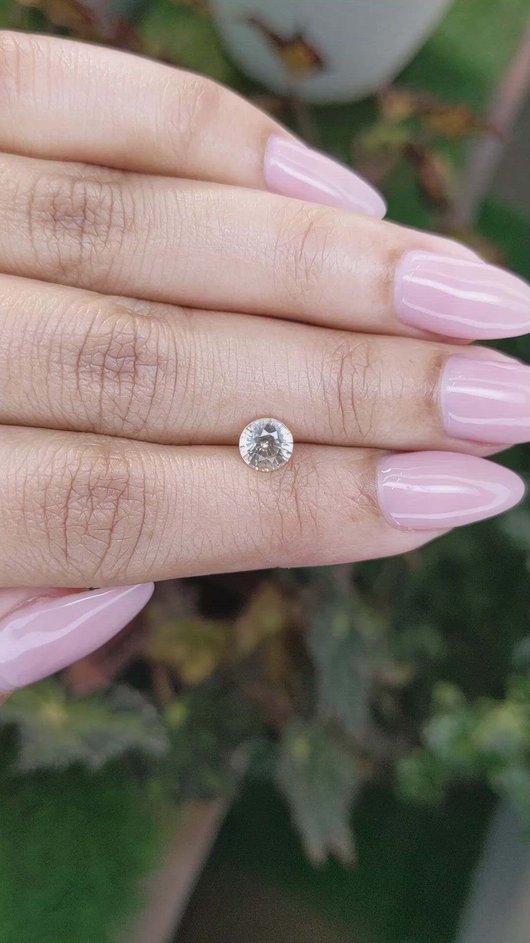 1.10 Ct. Yellow Sapphire from Ceylon (Sri Lanka) Size Video