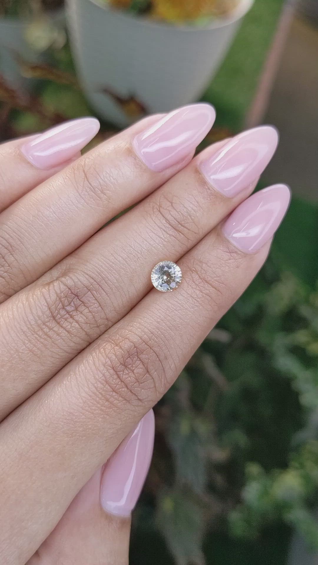 1.10 Ct. Yellow Sapphire from Ceylon (Sri Lanka) Size Video