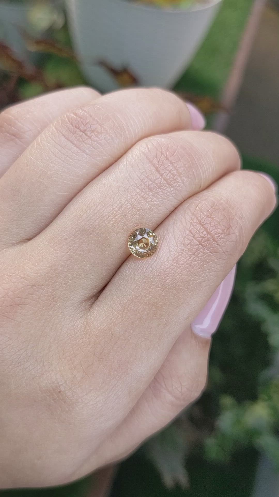 1.21 Ct. Yellow Sapphire from Ceylon (Sri Lanka) Size Video