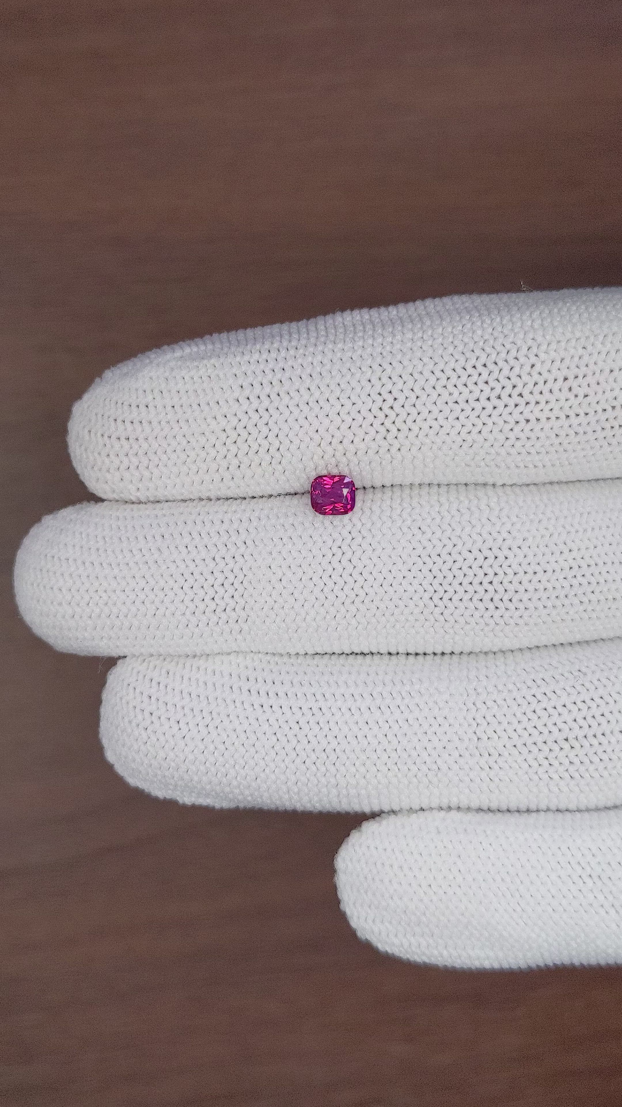 0.52 Ct. Purplish Pink Sapphire from Tanzania Size Video