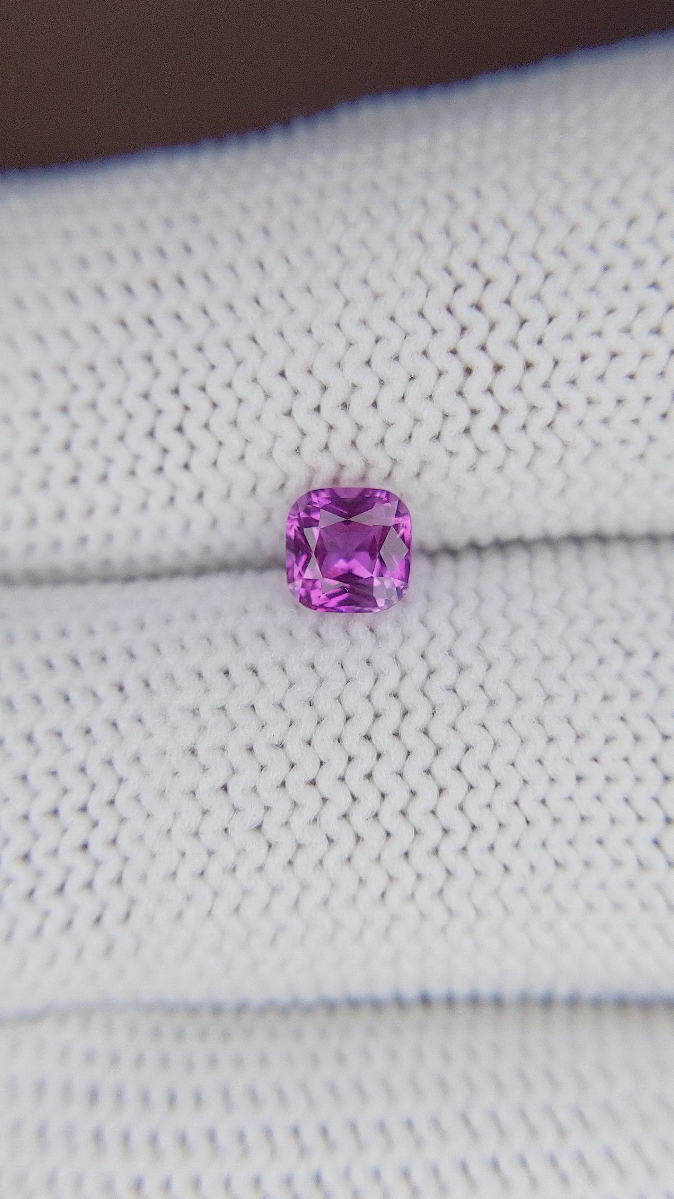 0.67 Ct. Pinkish Purple Sapphire from Tanzania Size Video