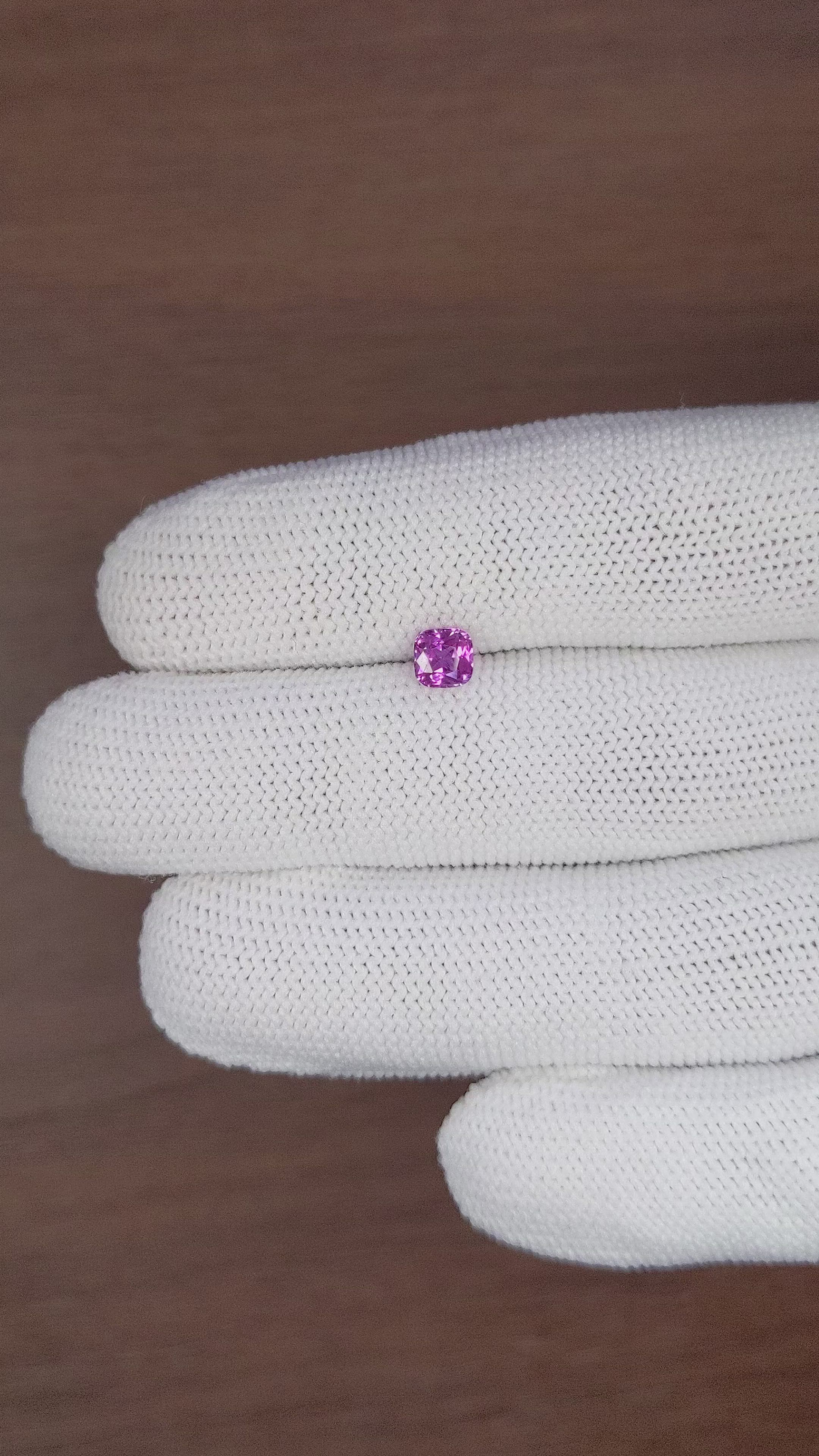 0.67 Ct. Pinkish Purple Sapphire from Tanzania Size Video
