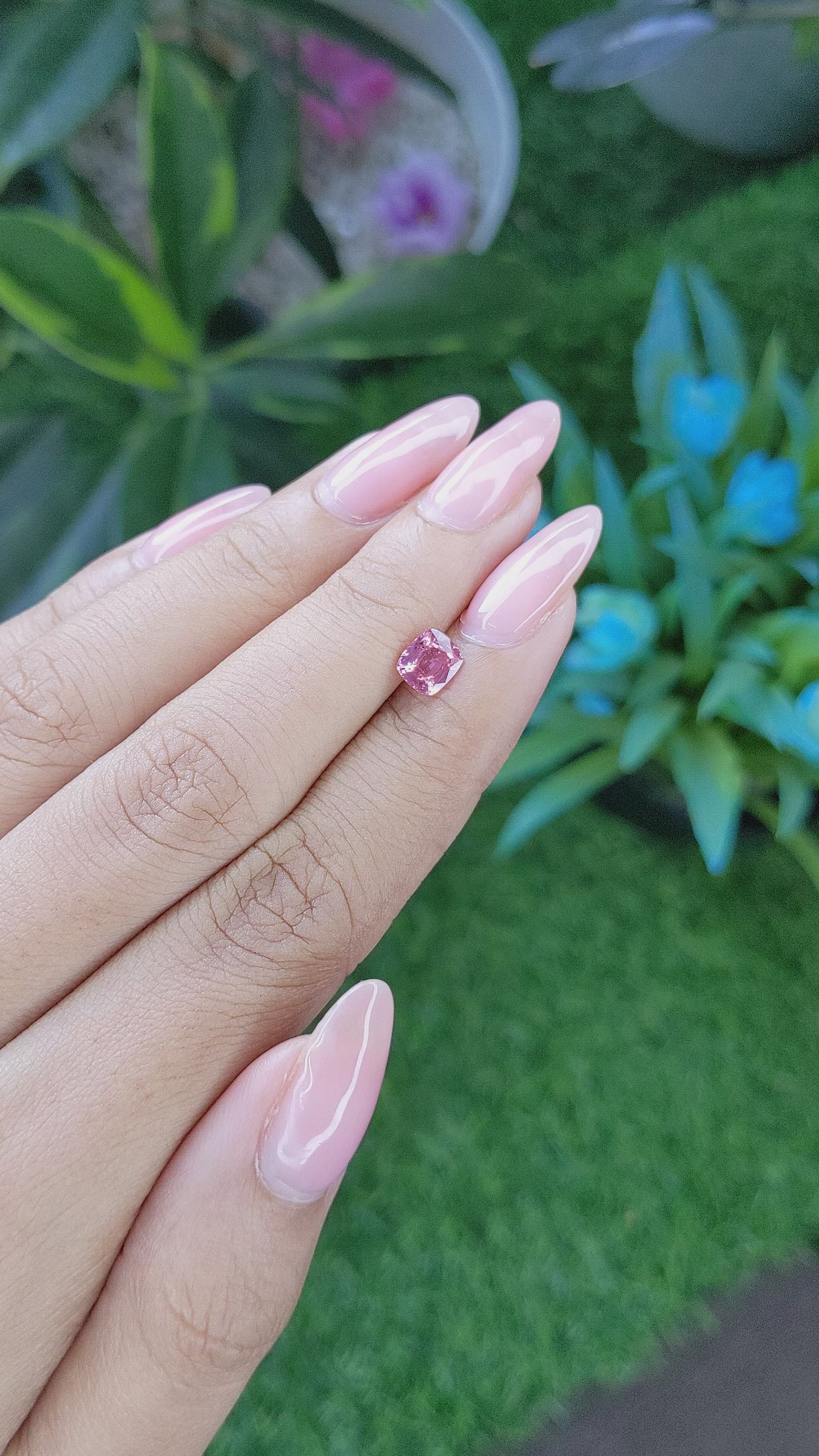 0.92 Ct. Padparadscha Sapphire from Tanzania Size Video