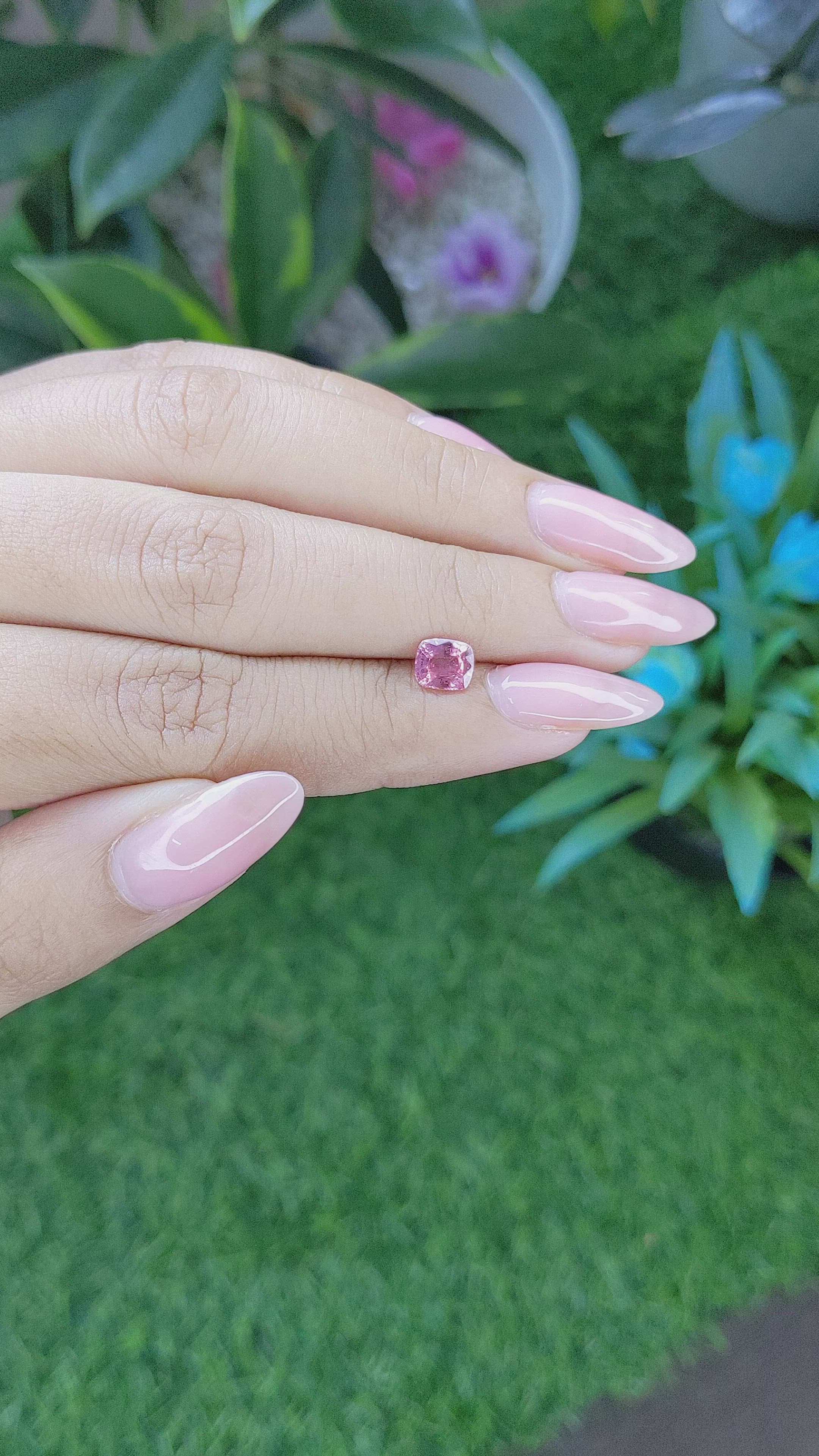 0.92 Ct. Padparadscha Sapphire from Tanzania Size Video