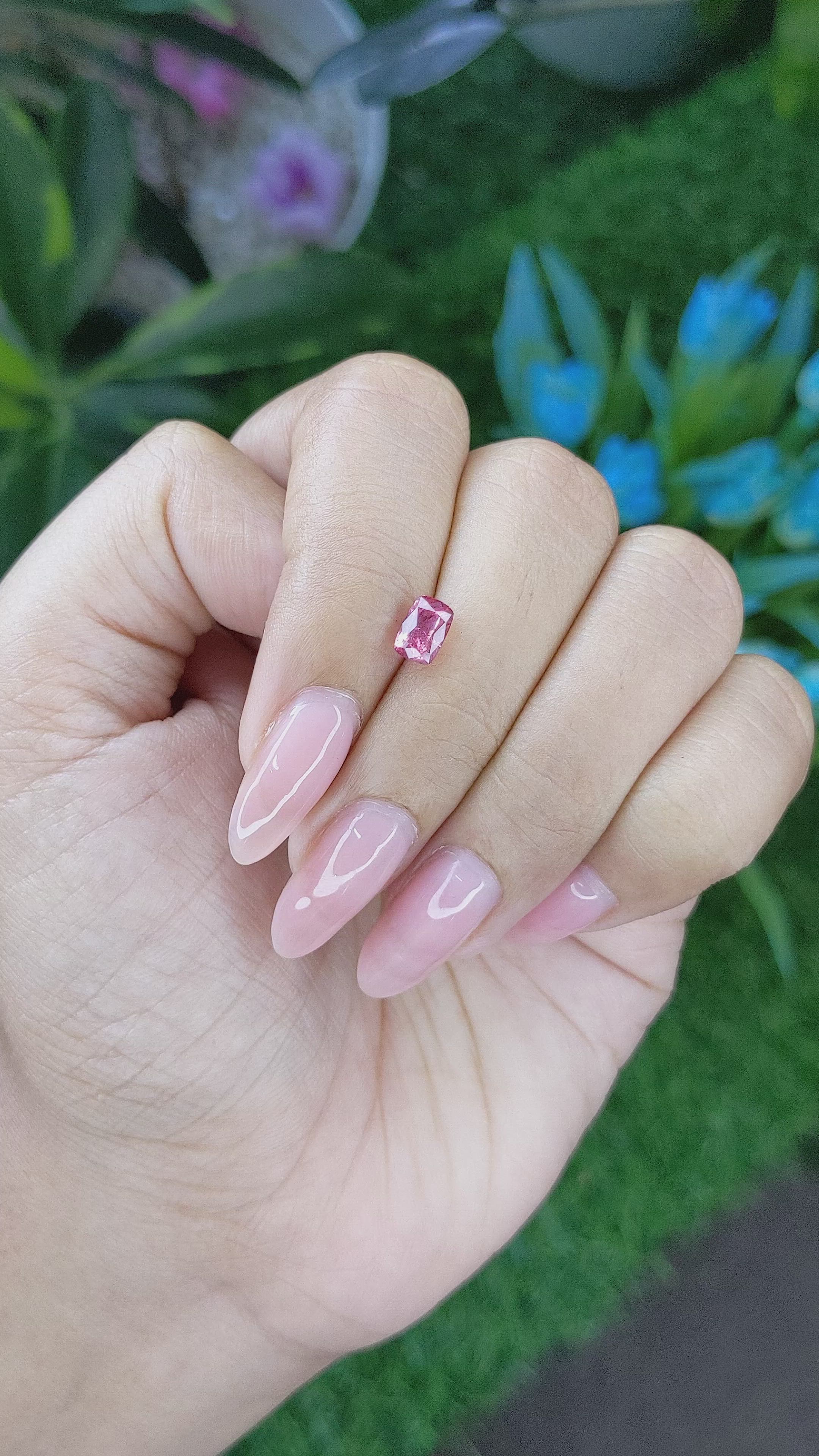 1.01 Ct. Padparadscha Sapphire from Tanzania Size Video