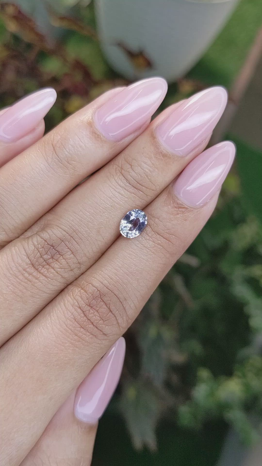 1.07 Ct. Bi Color Sapphire from Ceylon (Sri Lanka) Size Video