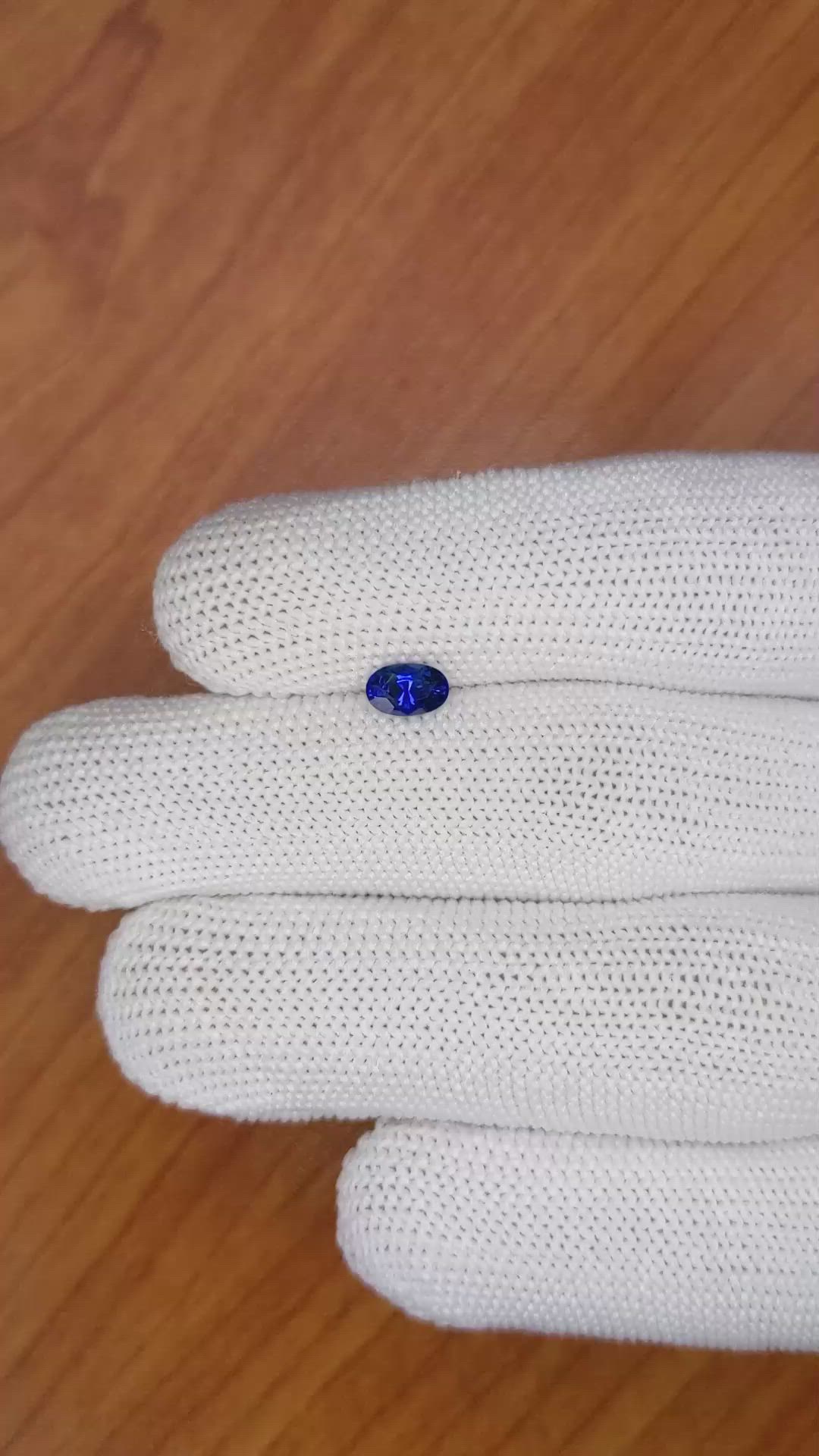 0.66 Ct. Blue Sapphire from Ceylon (Sri Lanka) Size Video