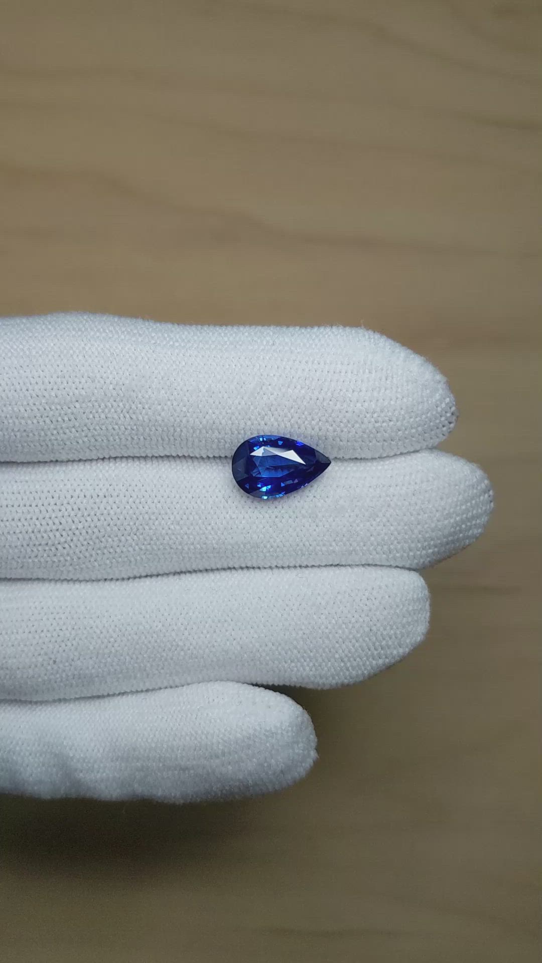 4.98 Ct. Blue Sapphire from Ceylon (Sri Lanka) Size Video