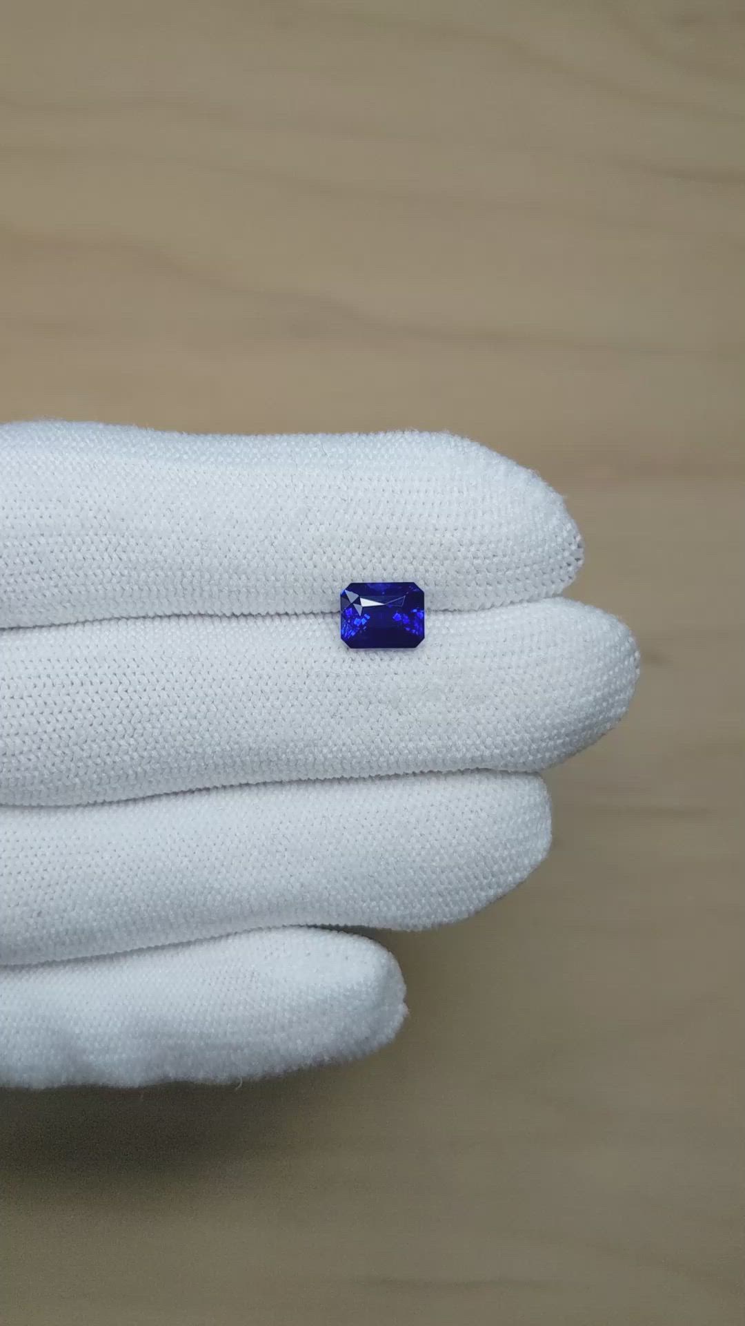2.12 Ct. Blue Sapphire from Ceylon (Sri Lanka) Size Video