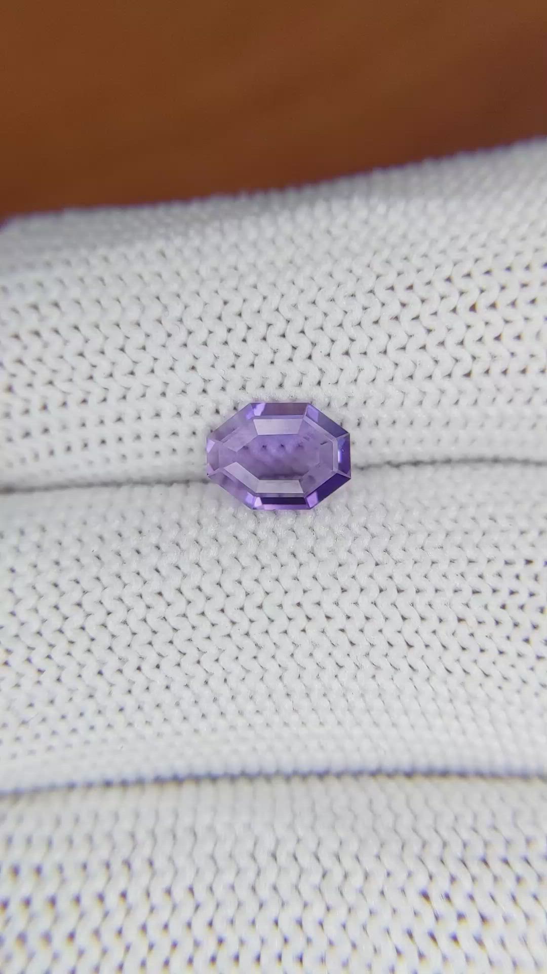 0.81 Ct. Pinkish Purple Sapphire from Ceylon (Sri Lanka) Size Video