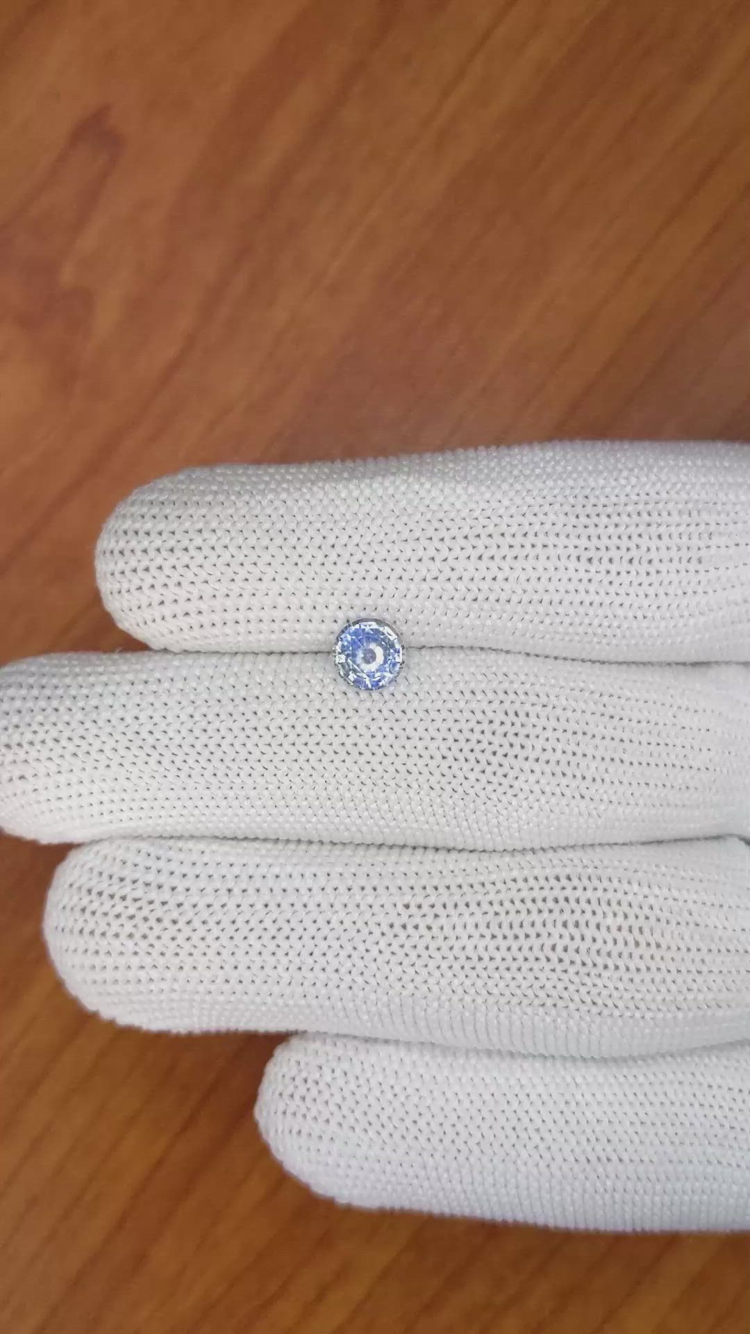 1.00 Ct. Bi Color Sapphire from Ceylon (Sri Lanka) Size Video