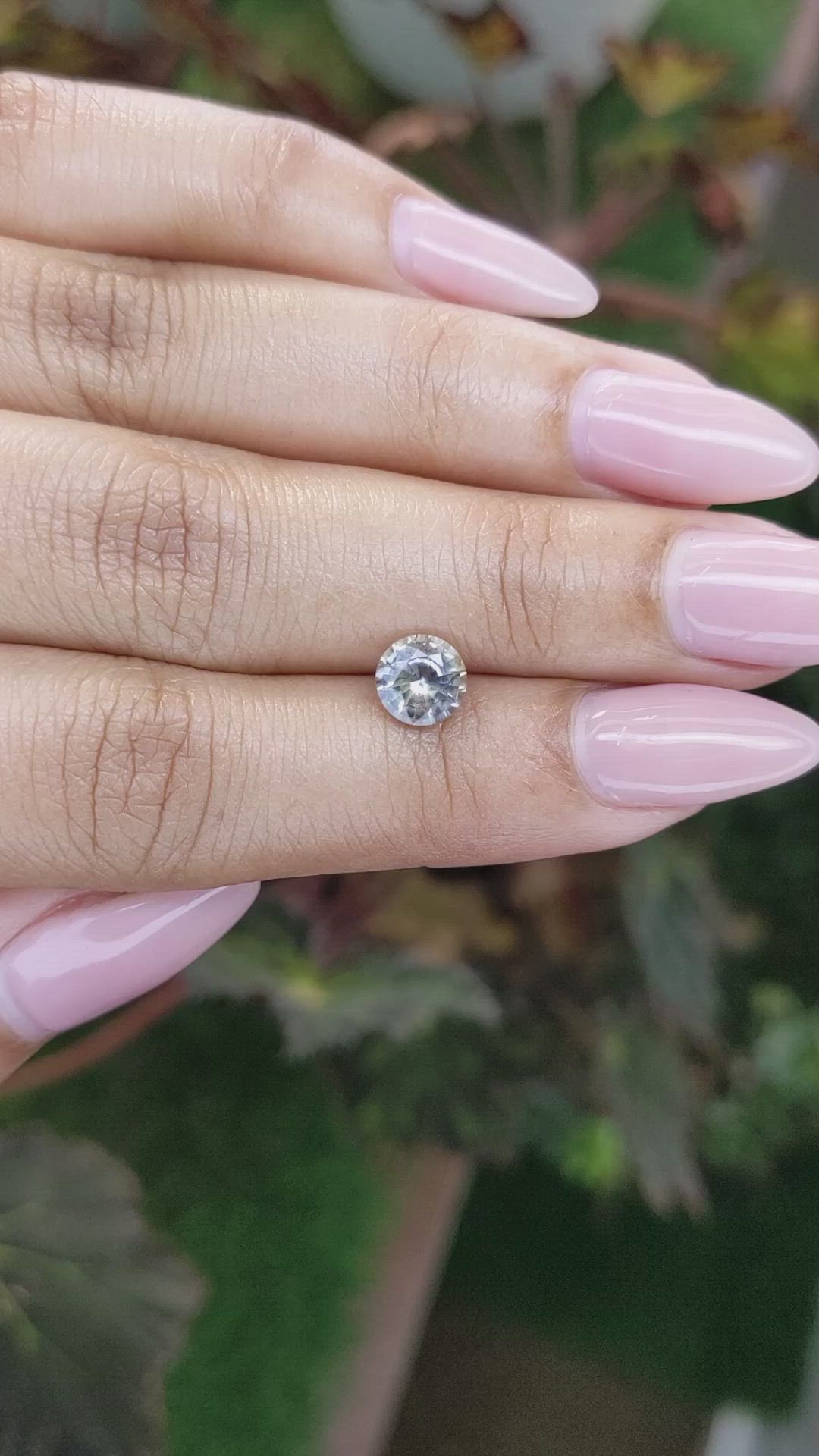 1.27 Ct. Bi Color Sapphire from Ceylon (Sri Lanka) Size Video