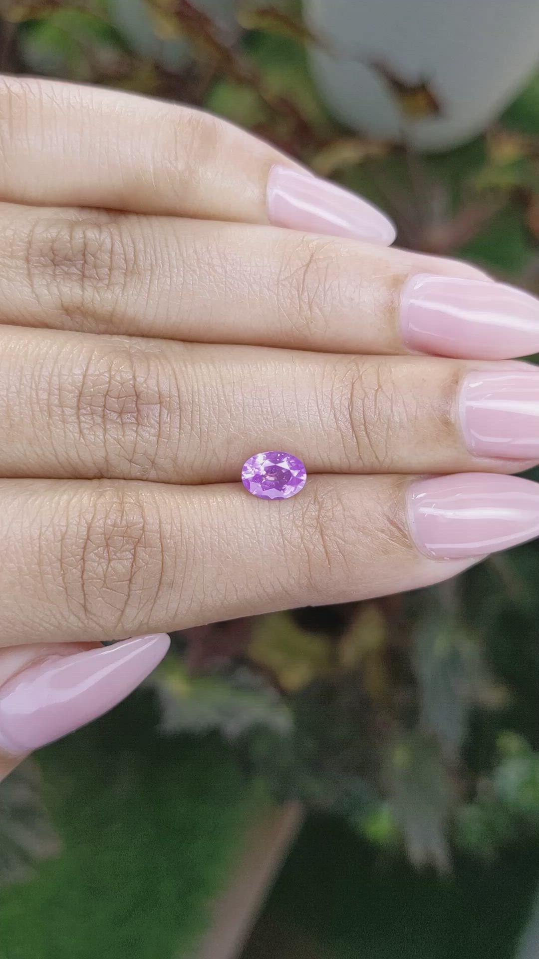 0.85 Ct. Pinkish Purple Sapphire from Ceylon (Sri Lanka) Size Video