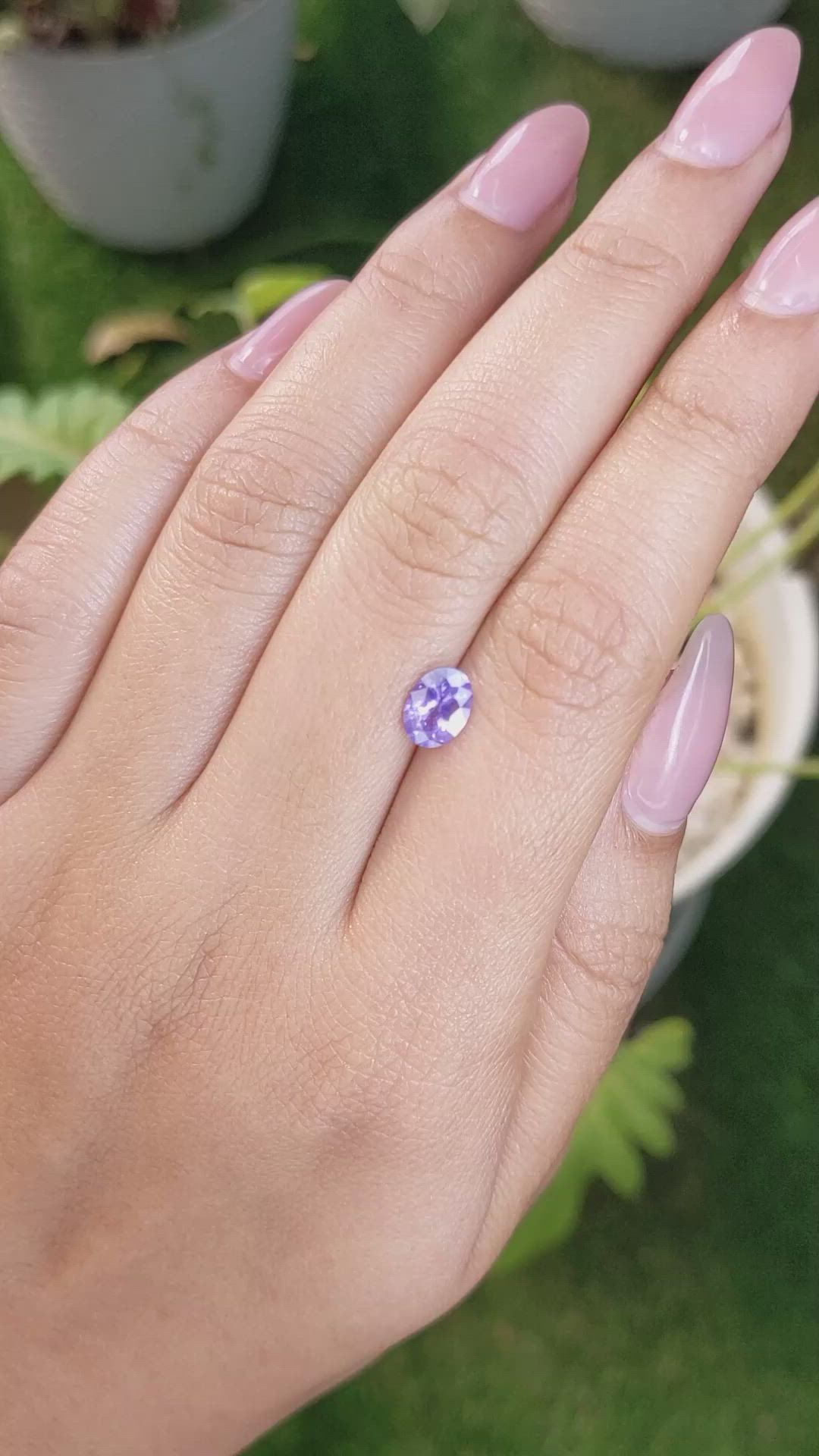 1.00 Ct. Violet Sapphire from Ceylon (Sri Lanka) Size Video