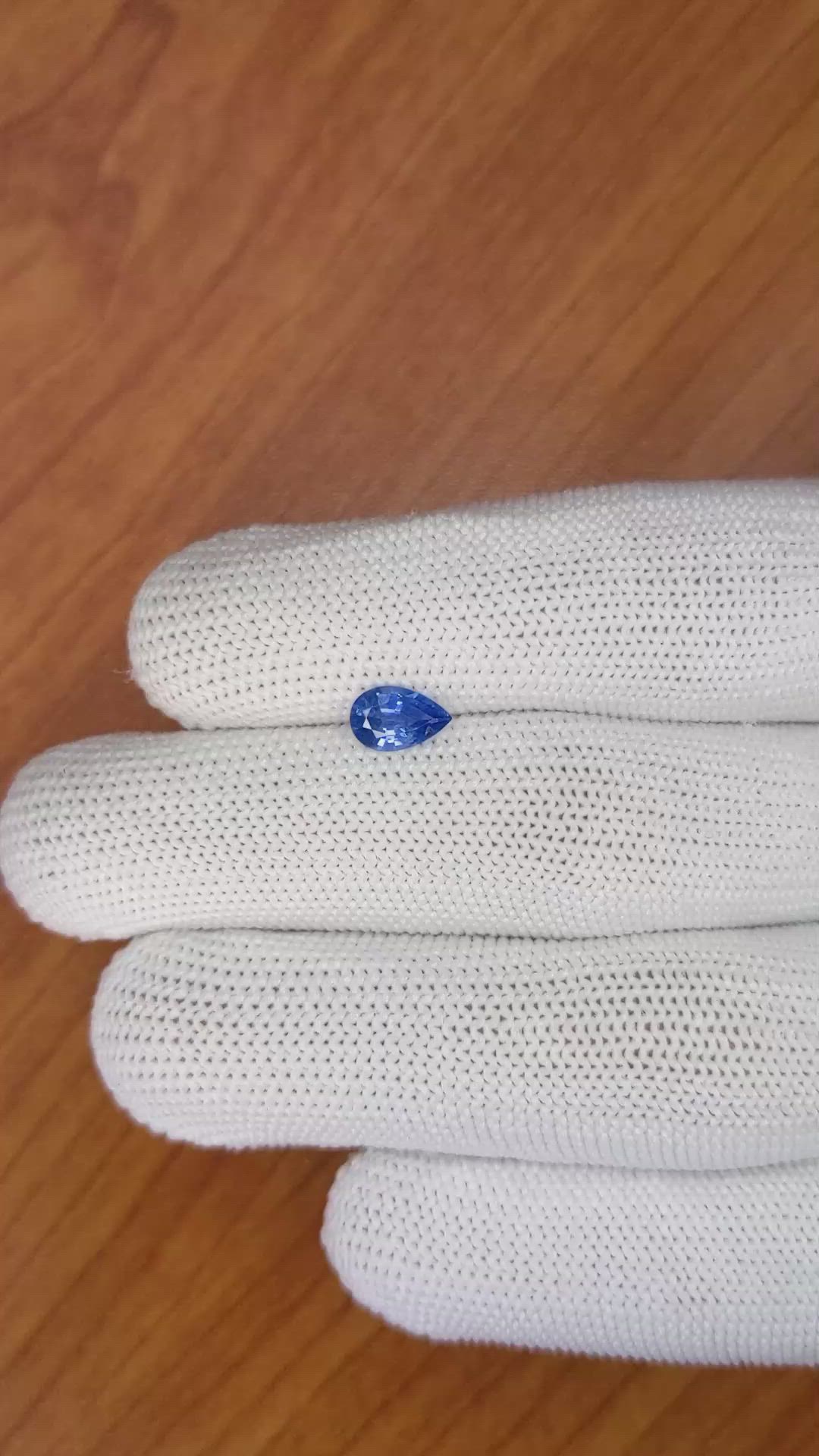 0.90 Ct. Blue Sapphire from Ceylon (Sri Lanka) Size Video