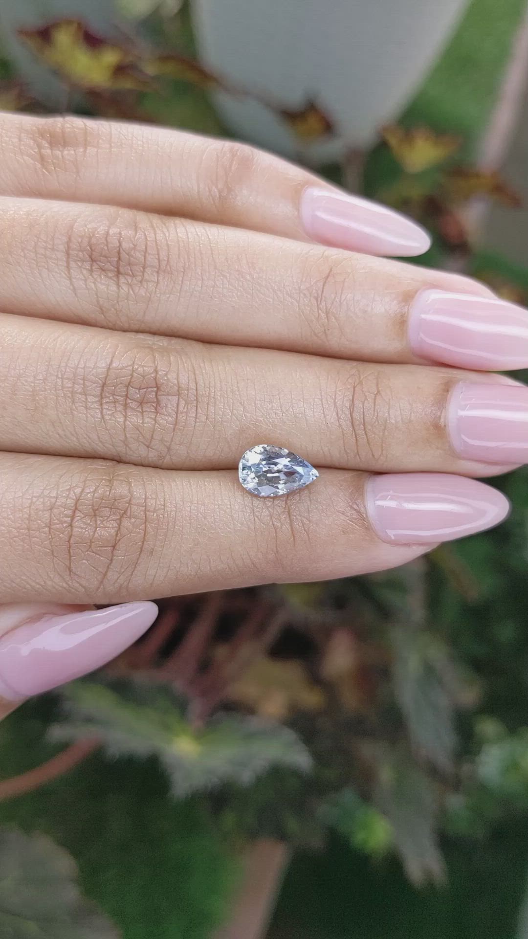 1.96 Ct. Bi Color Sapphire from Ceylon (Sri Lanka) Size Video