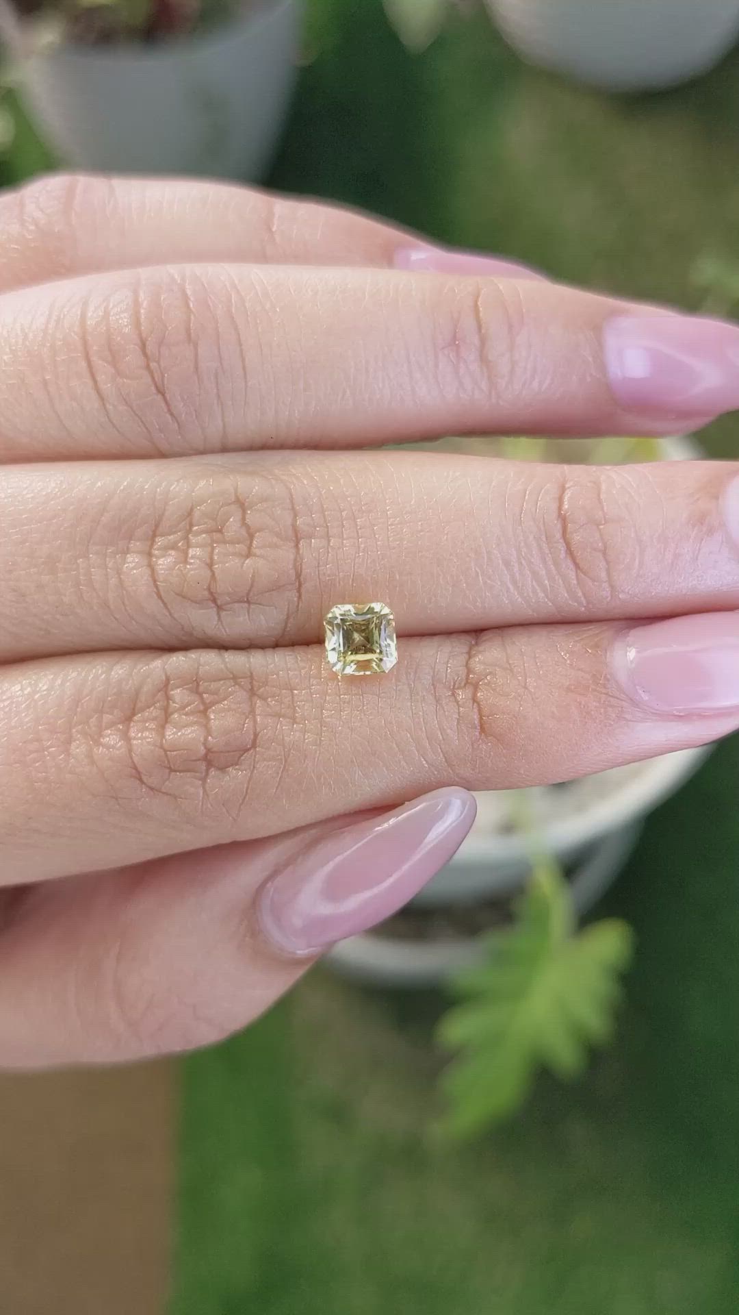 1.23 Ct. Yellow Sapphire from Ceylon (Sri Lanka) Size Video