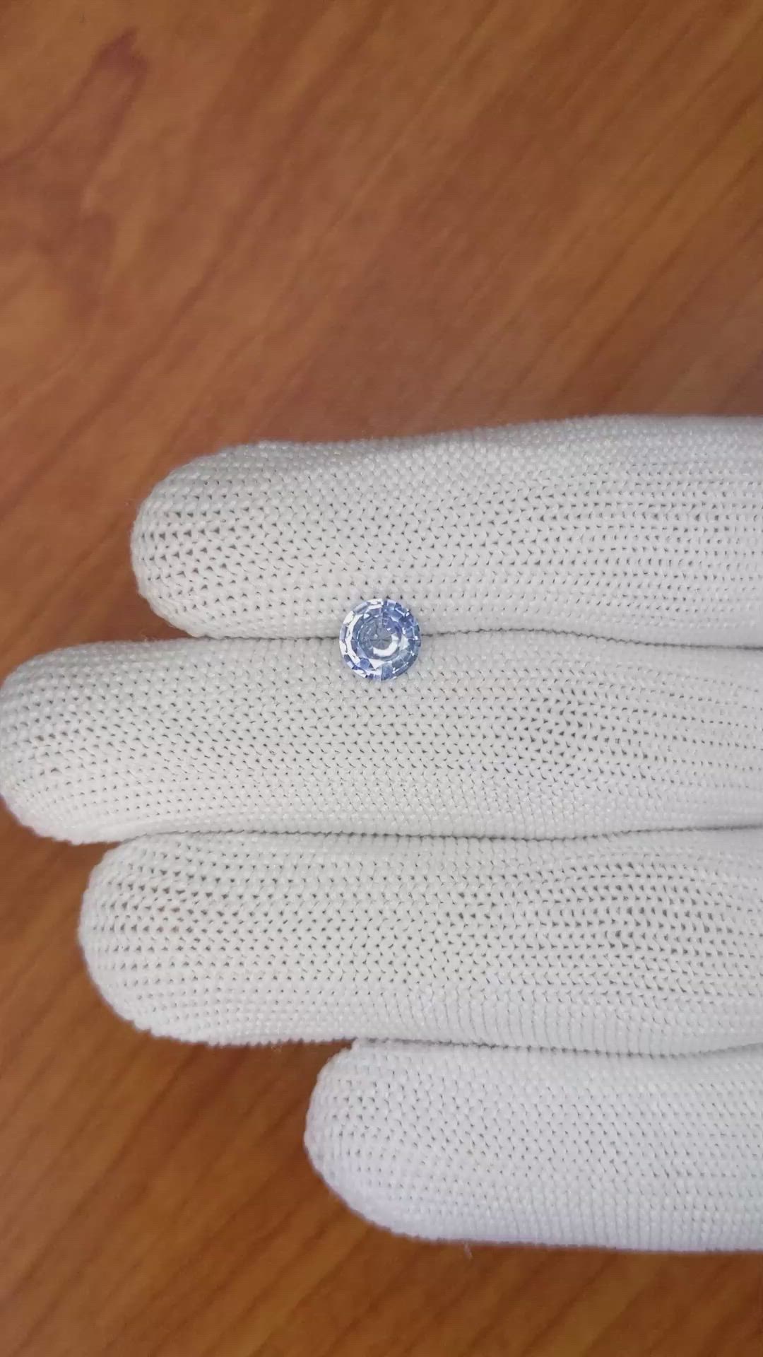 1.01 Ct. Blue Sapphire from Ceylon (Sri Lanka) Size Video