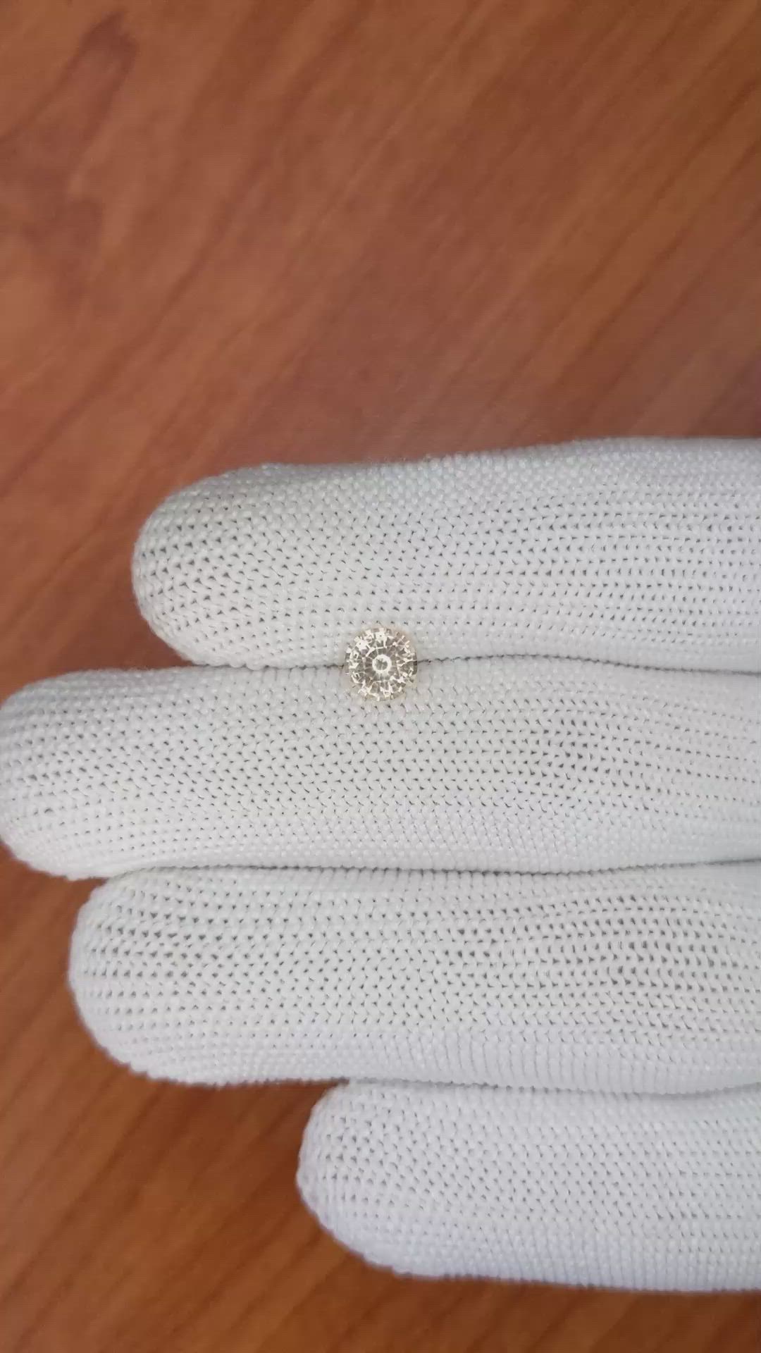 0.82 Ct. Peach Sapphire from Ceylon (Sri Lanka) Size Video