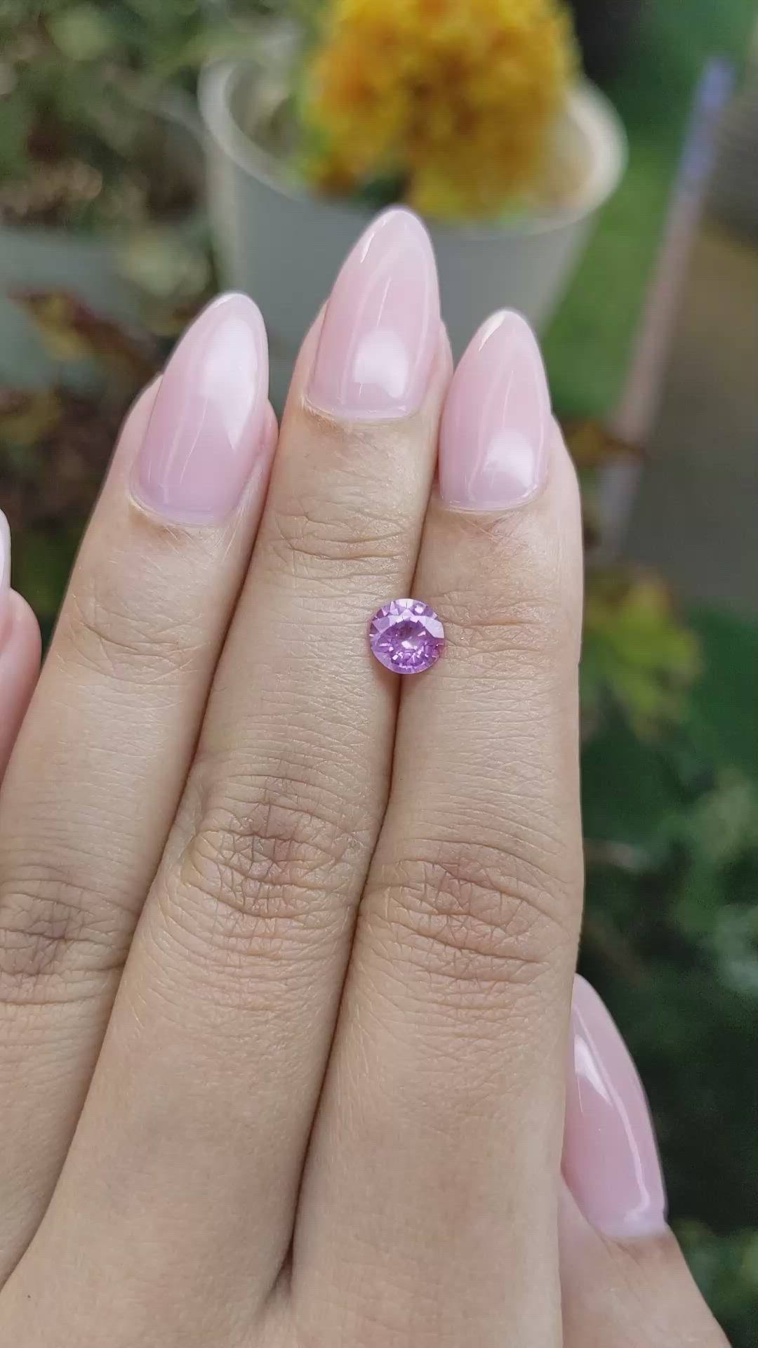 0.90 Ct. Pinkish Purple Sapphire from Ceylon (Sri Lanka) Size Video