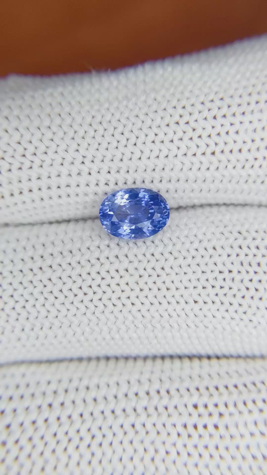 1.41 Ct. Blue Sapphire from Ceylon (Sri Lanka) Size Video